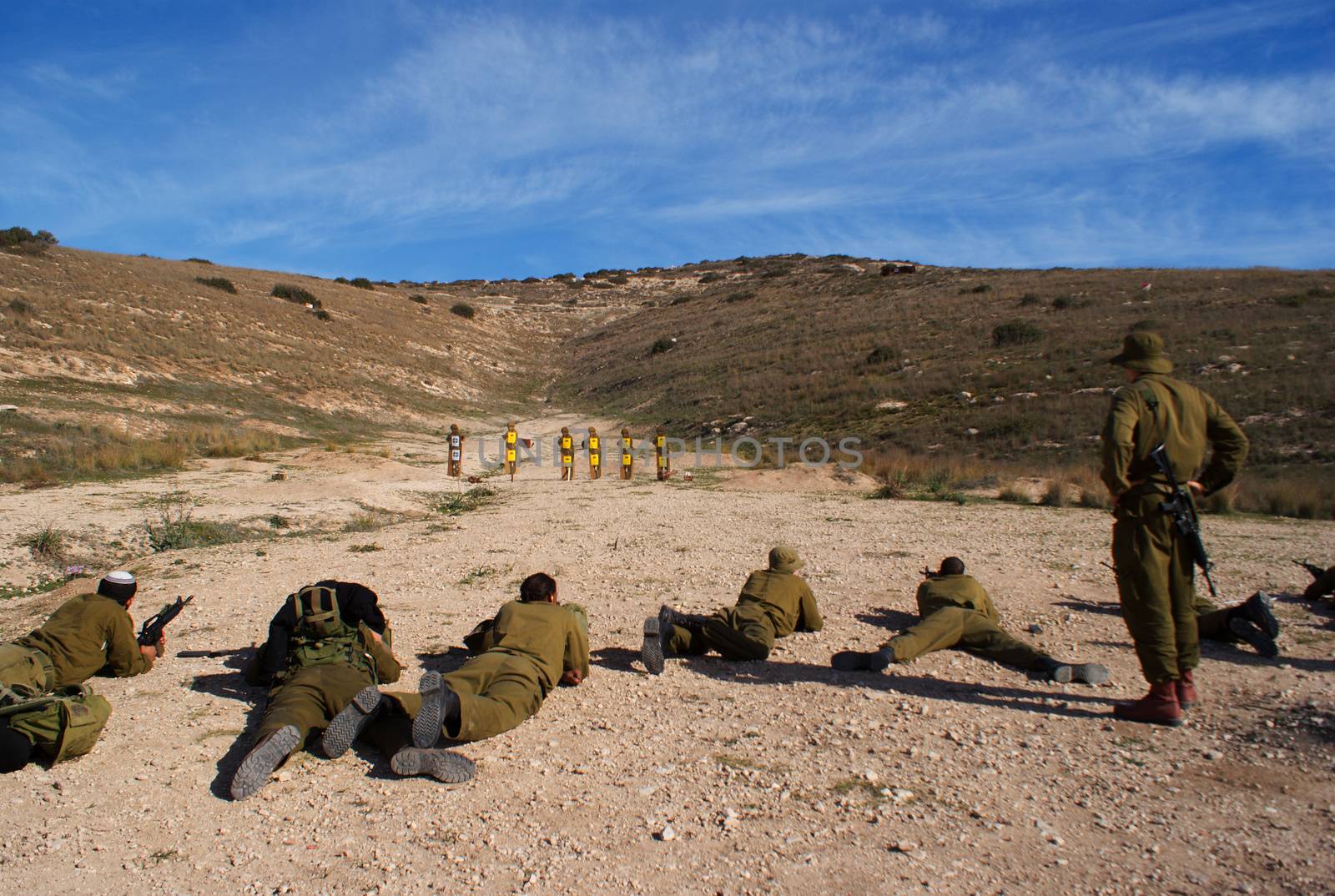 israeli soldiers training