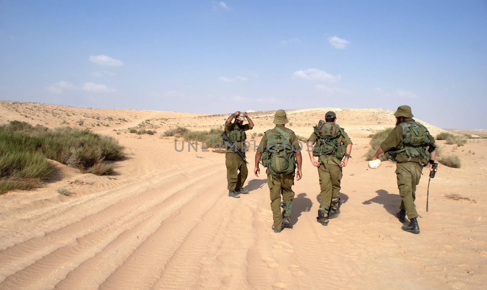 Israeli soldiers in Negev desert fighting terror