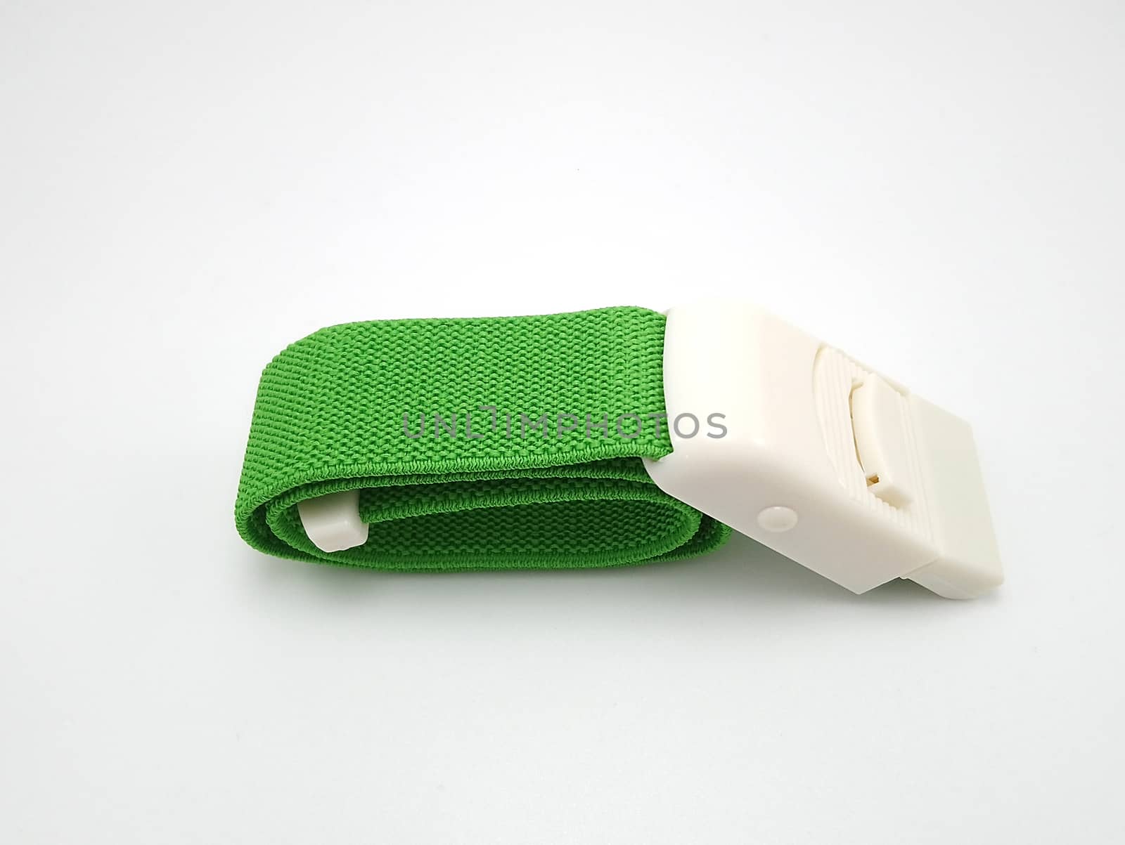 Green adjustable and stretchable fabric belt use to fasten things