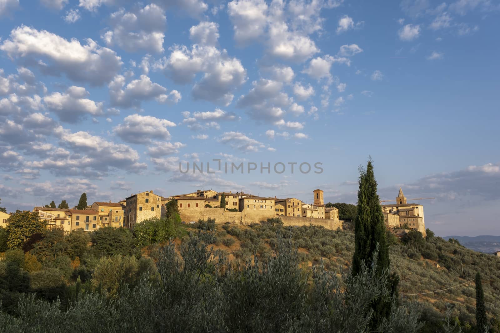 Bettona is an ancient town and comune of Italy, in the province of Perugia in central Umbria by Tjeerdkruse
