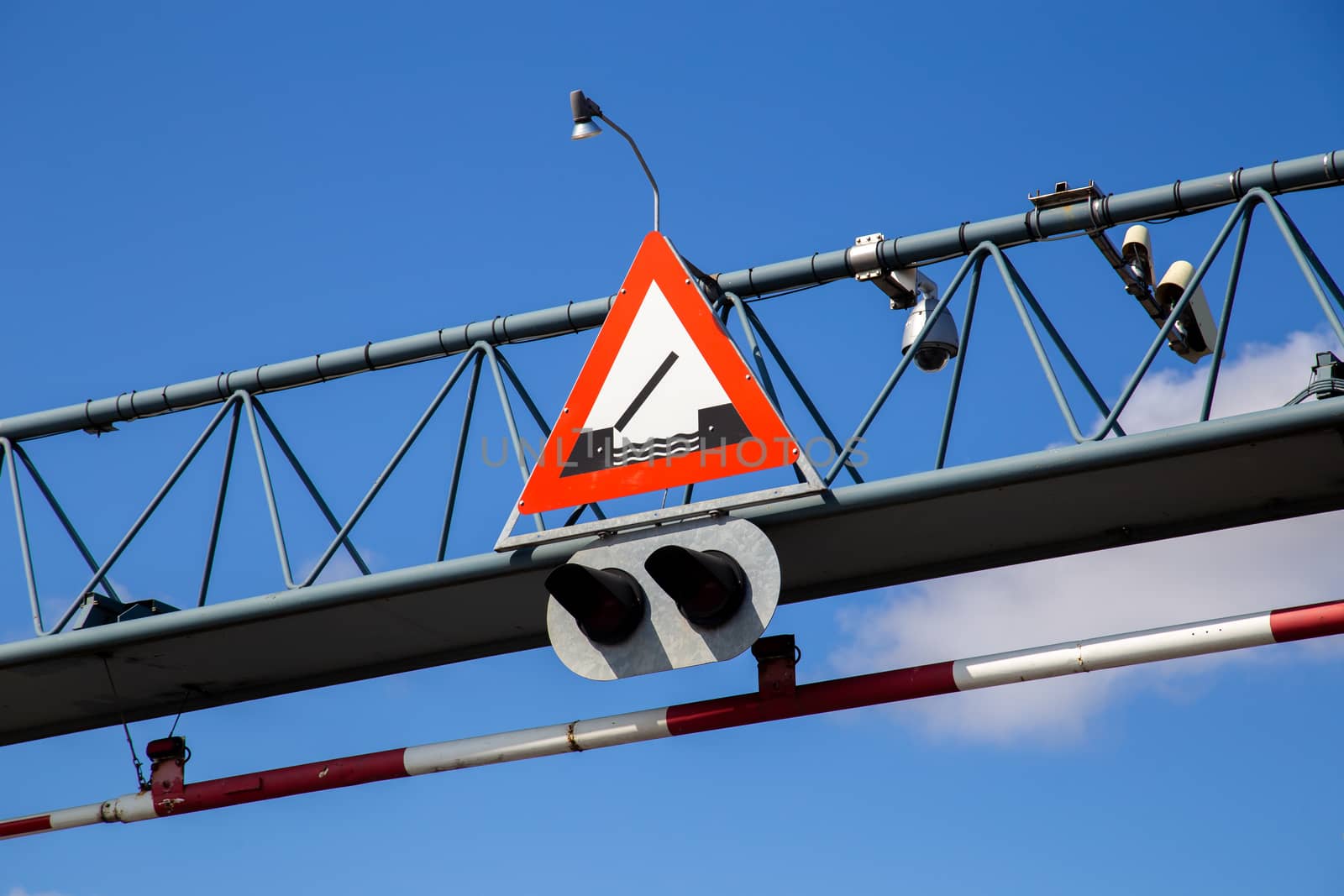 Warning road sign for drawbridge by oliverfoerstner