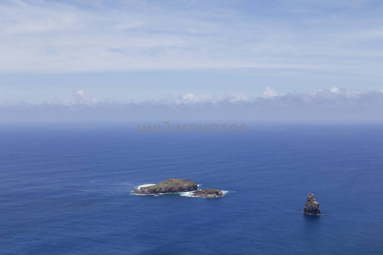 Photograph of the Birdman Islands in front of Easter Island