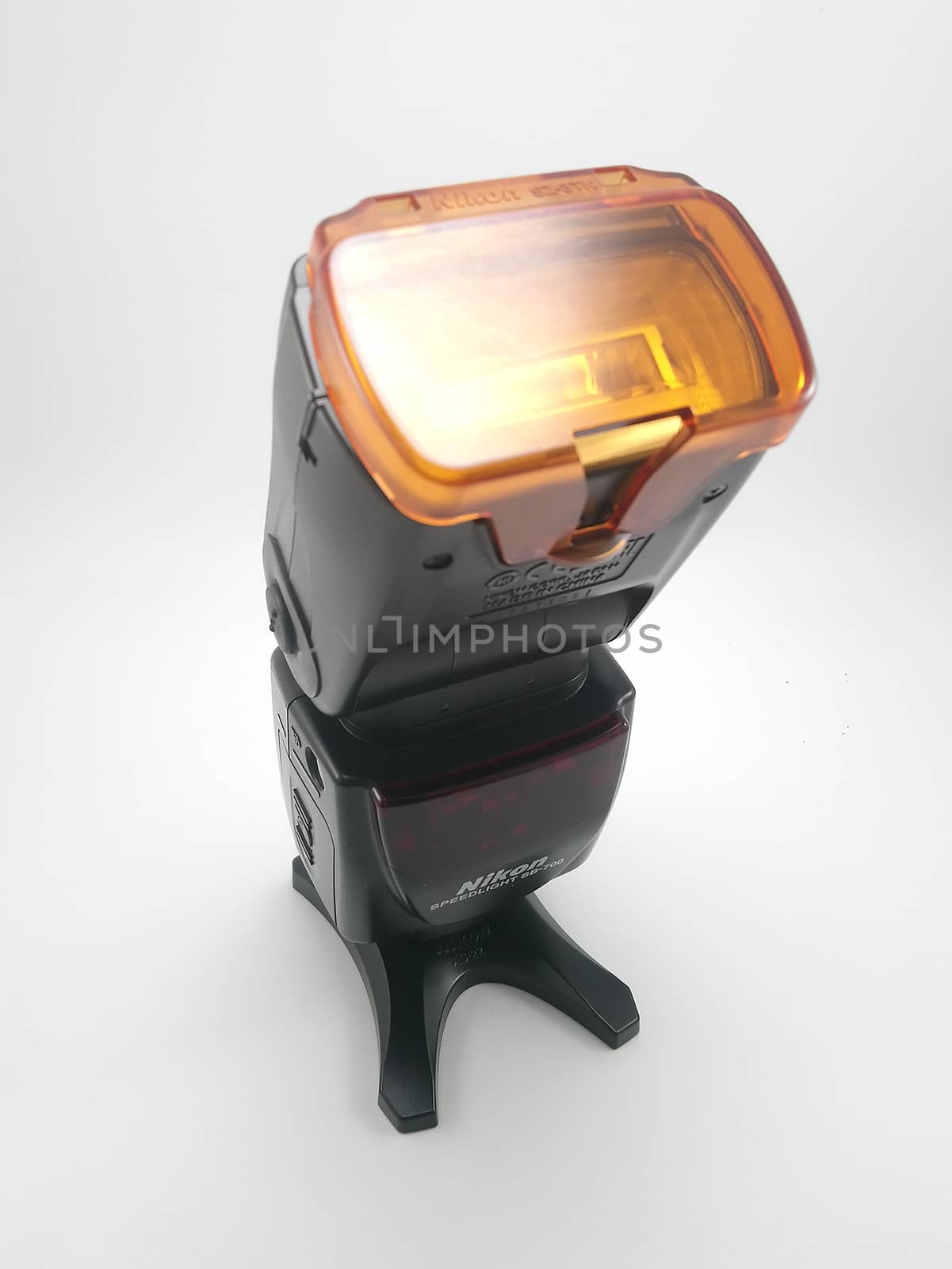 Nikon sb 700 flash speedlight with incandescent filter in Manila by imwaltersy
