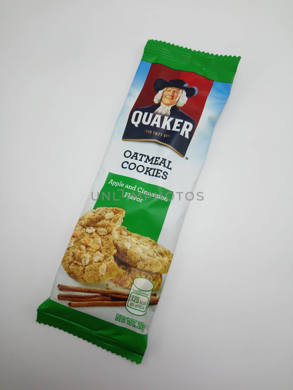 Quaker oatmeal cookies apple and cinnamon flavor in Manila, Phil by imwaltersy