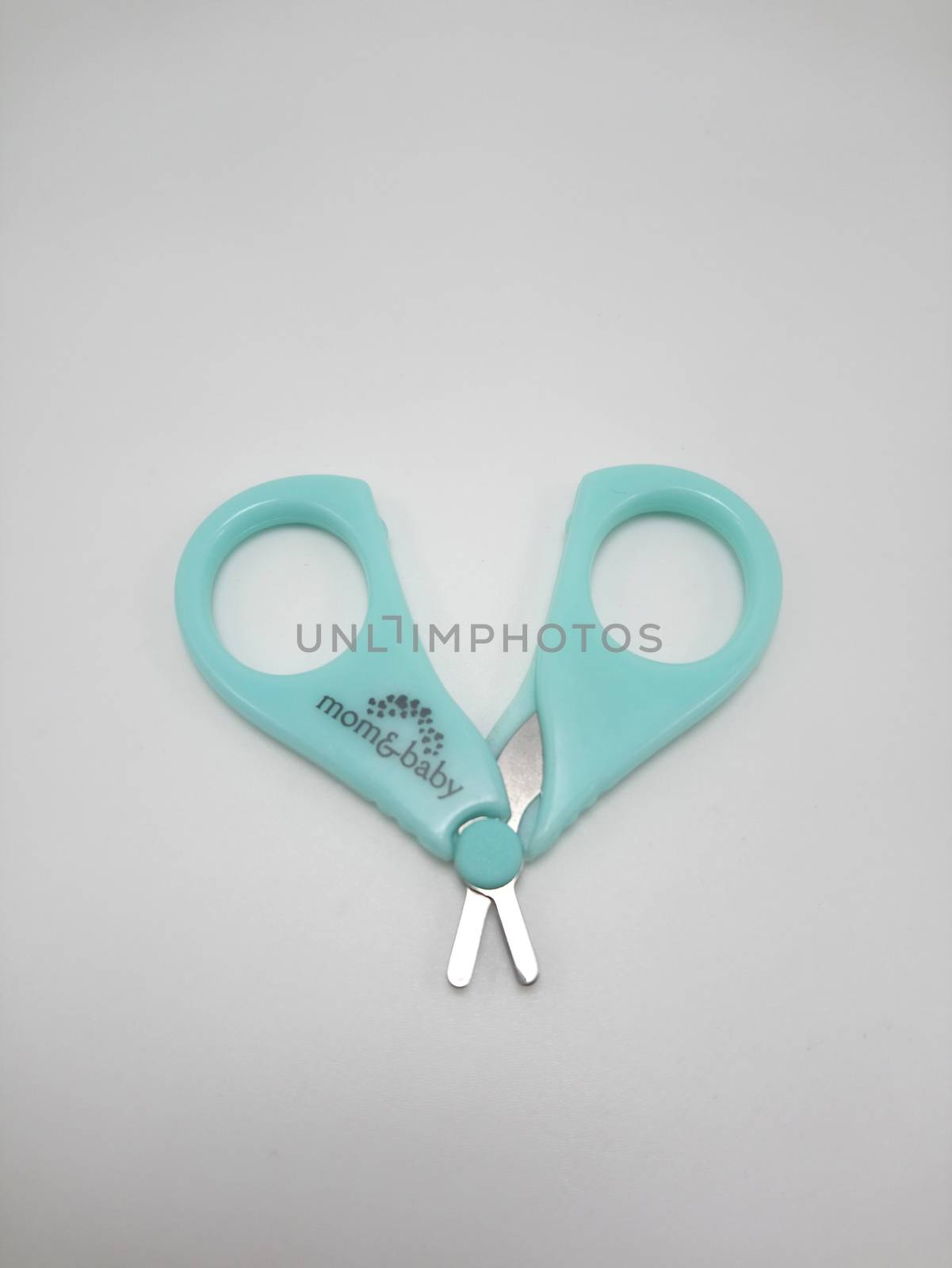 Mom and baby nail scissors in Manila, Philippines by imwaltersy