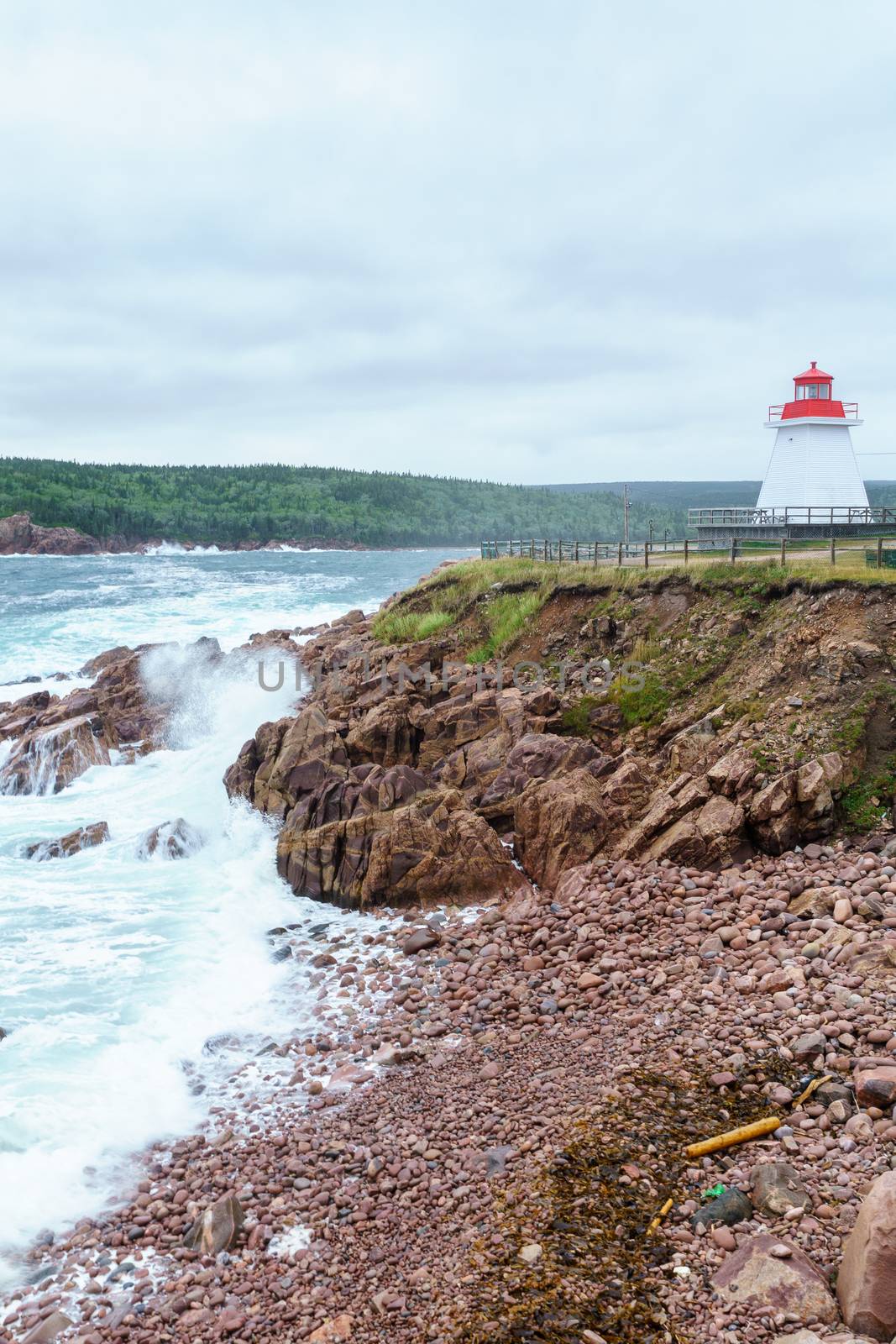 Neils Harbour lighthouse, in Cape Breton by RnDmS