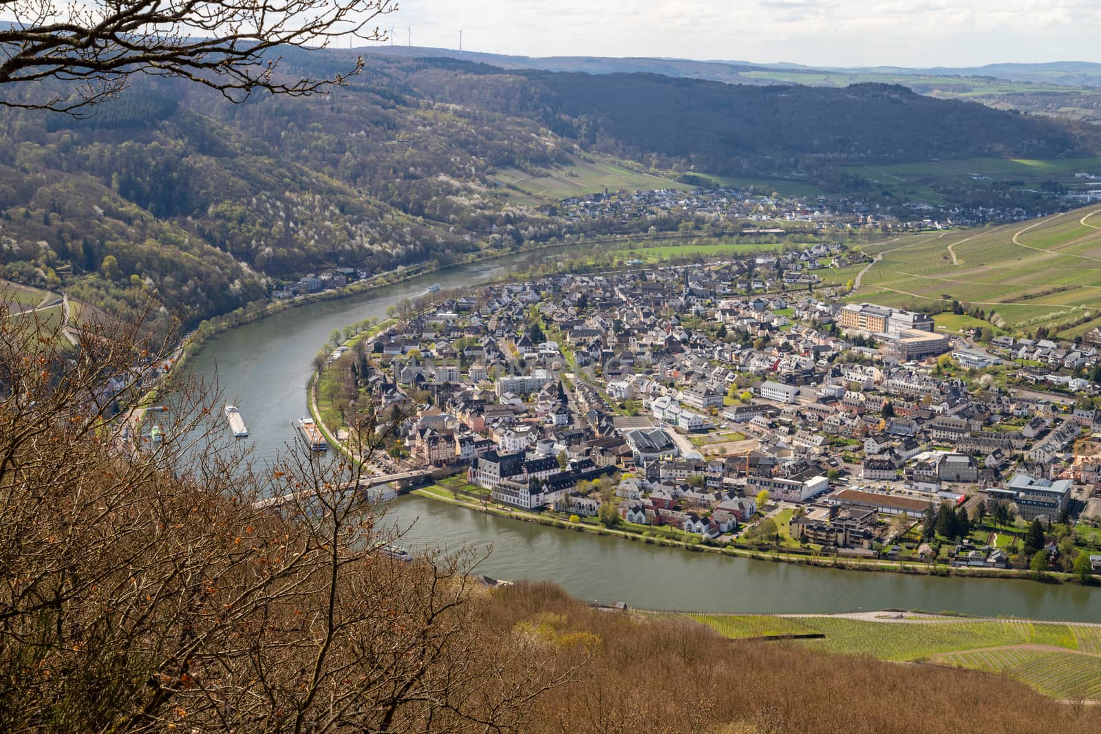 Panoramic view on the valley of the river Moselle and the city Bernkastel-Kues