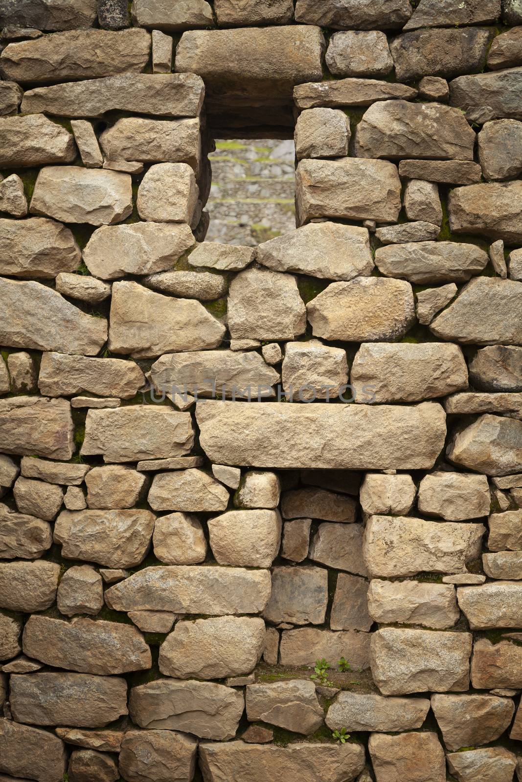 Architecture and details of the Inca constructions in Machu Picchu, Peru by alvarobueno