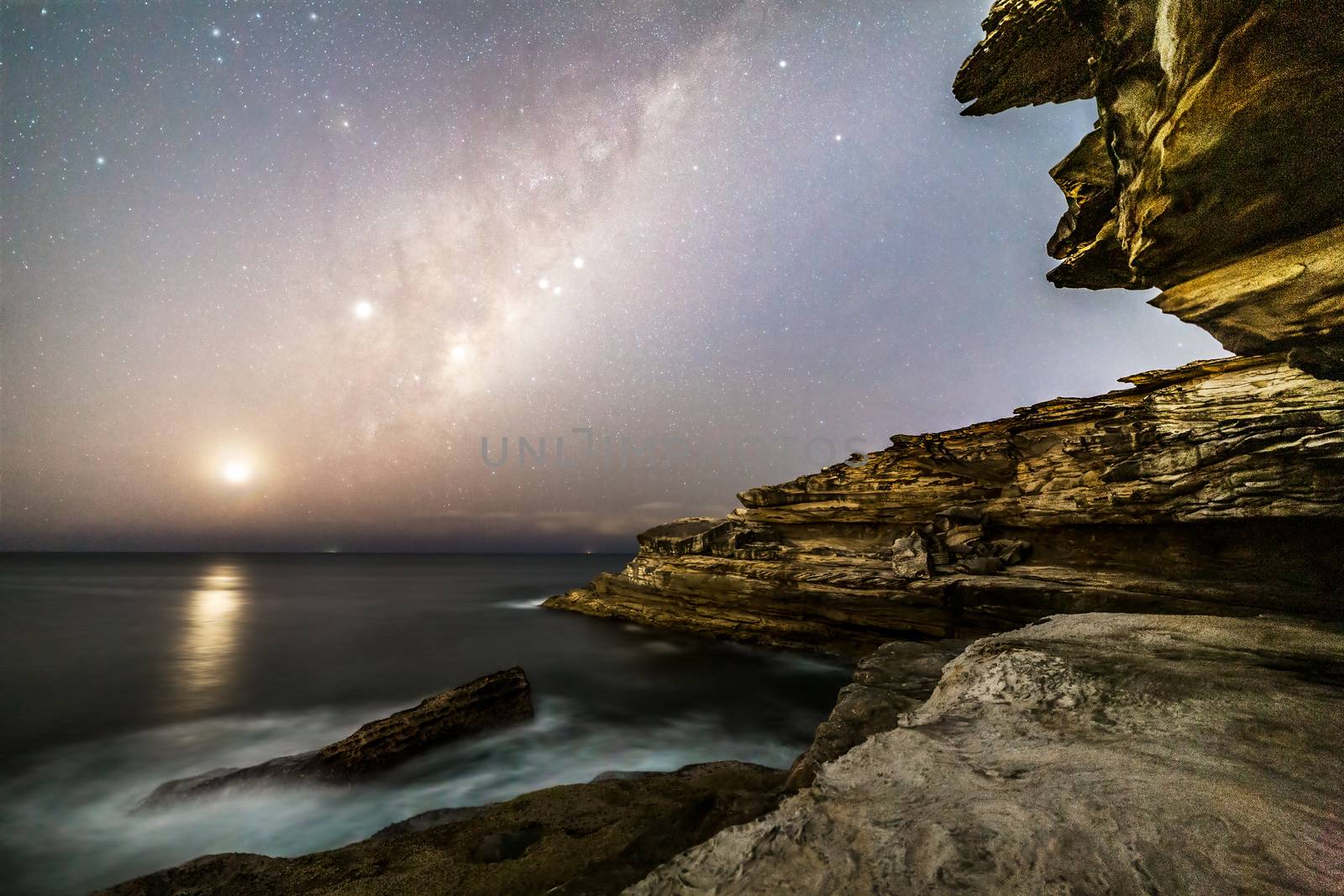 Starry sky from Sydney cliffs by lovleah