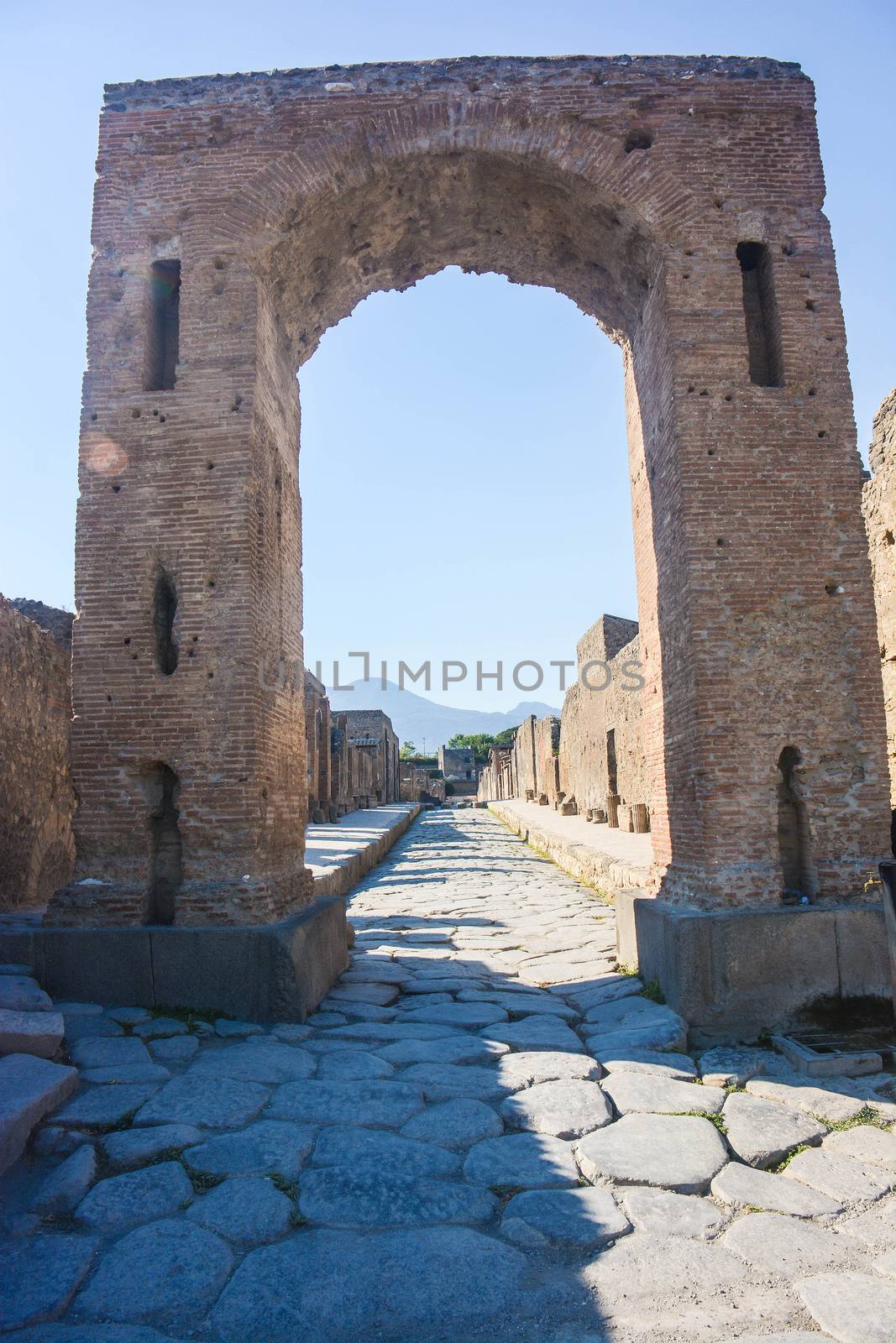 rare views of Pompei corners by iacobino