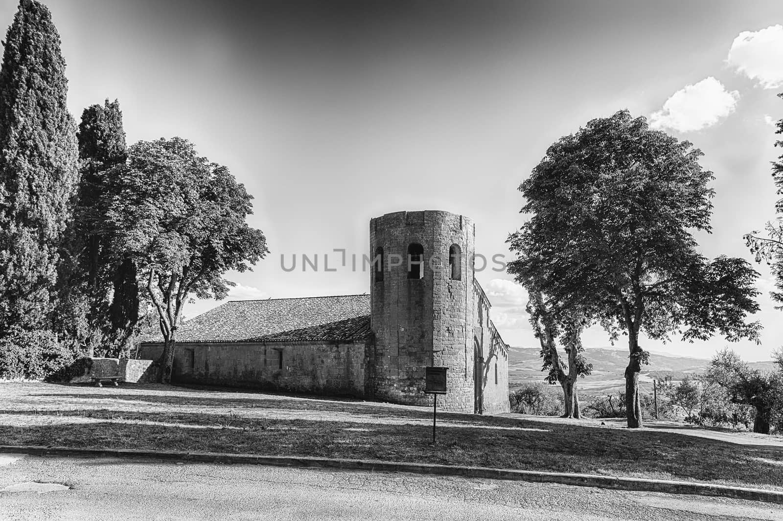 Old church in the countryside in Tuscany, Italy. Concept for life in the countryside and farmland