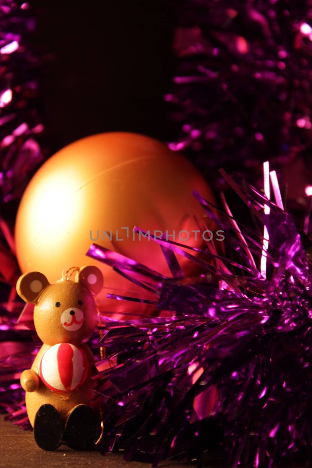 Christmas tree balls, garlands and other decorative elements by soniabonet