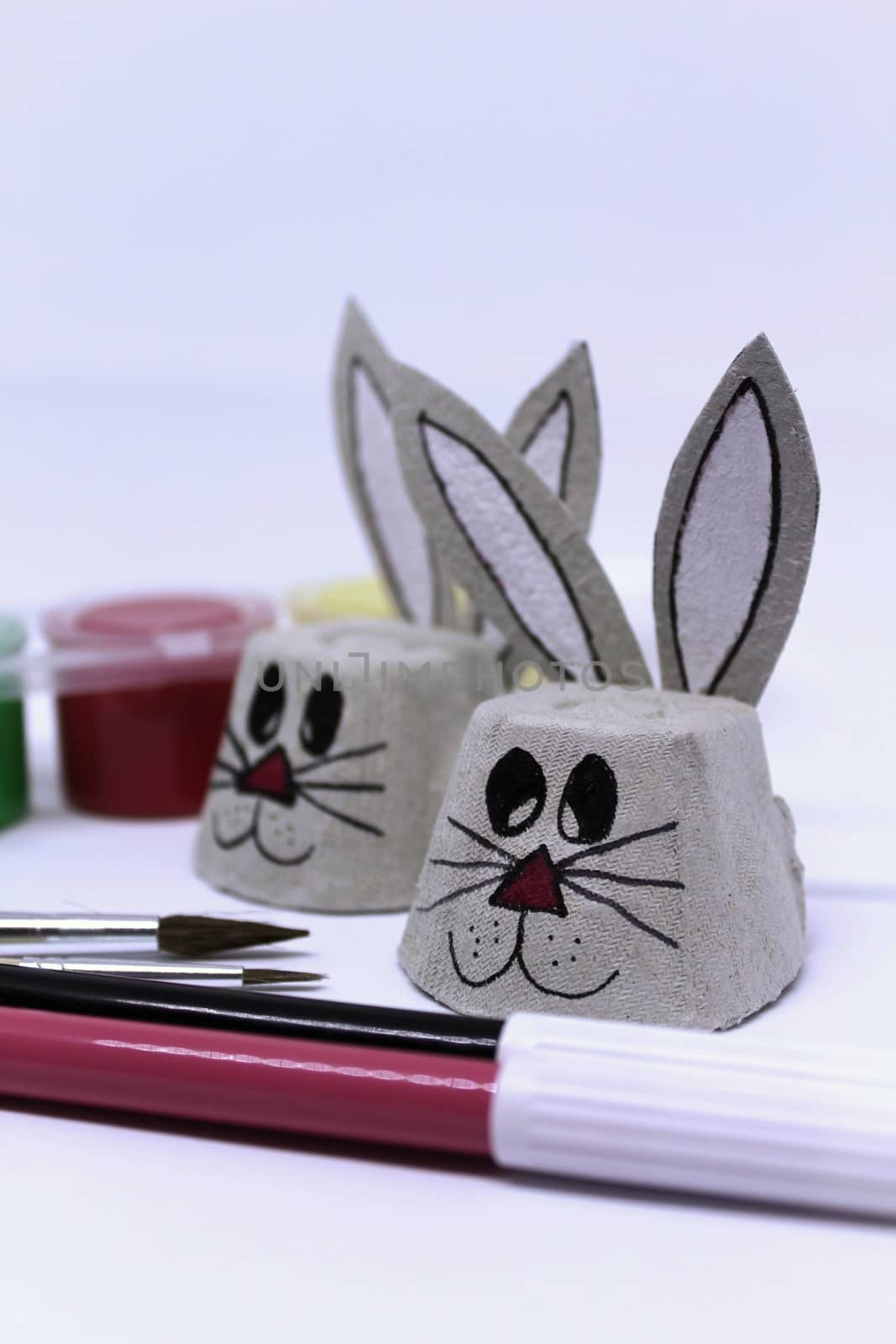 Easter bunnies made of cardboard egg cups by soniabonet