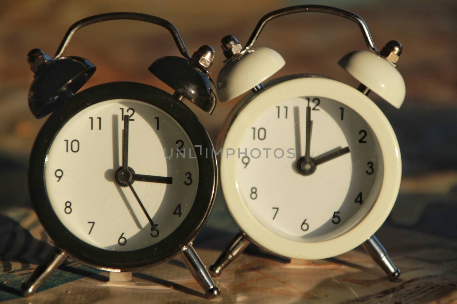Clock marking winter time change by soniabonet