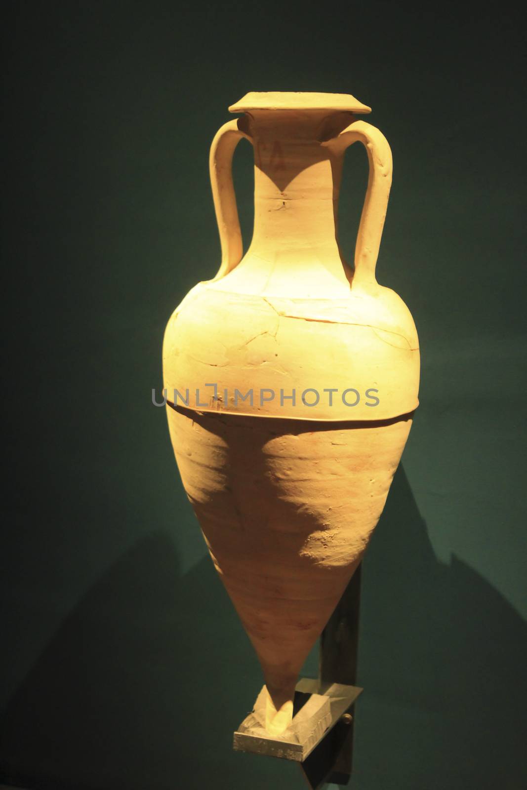 Greco-italic amphora exhibited at the Archaeological Museum of A by soniabonet
