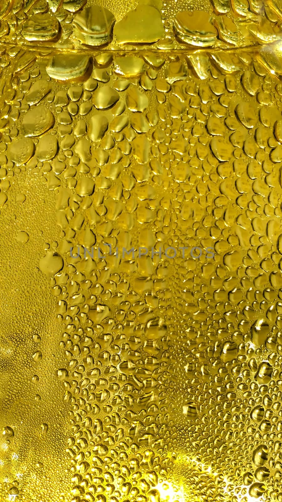 Texture of evaporated water in a yellow vaporizer by soniabonet
