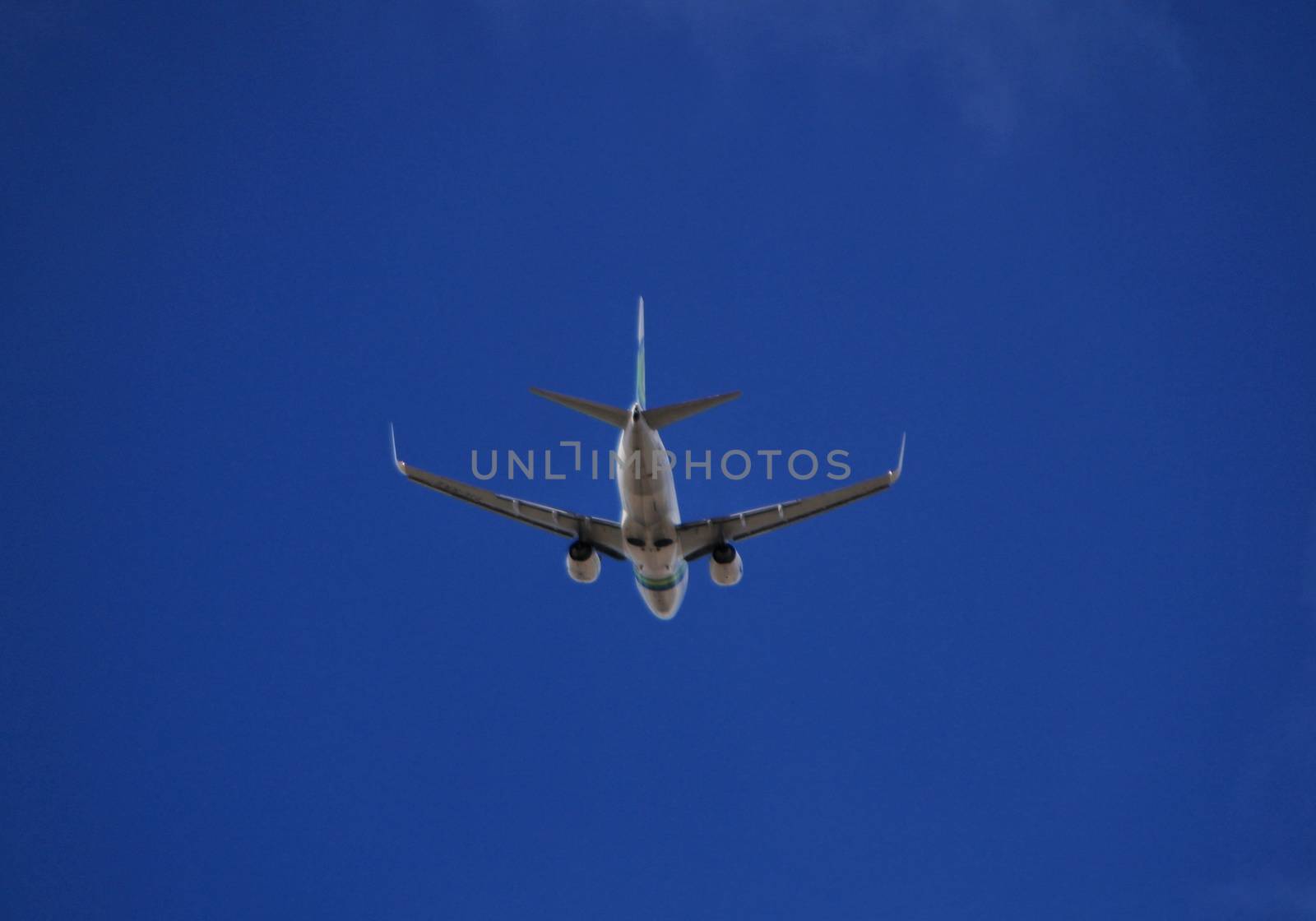 Plane flying with clearly sky in Alicante