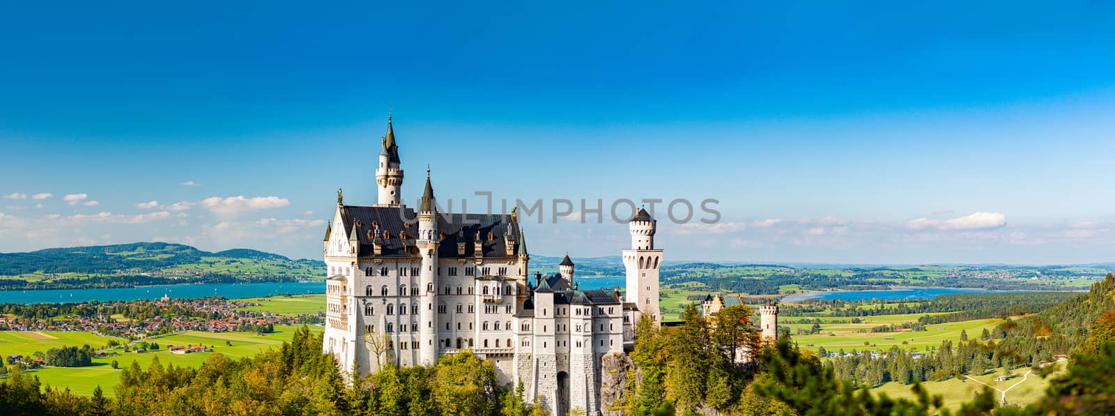 Beautiful view of world-famous Neuschwanstein Castle, the nineteenth-century Romanesque Revival palace built for King Ludwig II on a rugged cliff near Fussen, southwest Bavaria, Germany, Europe