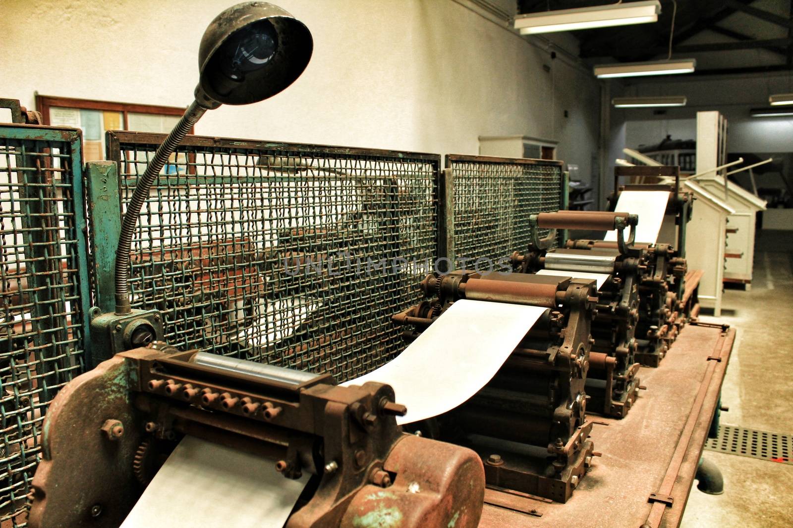 Old printing machine by soniabonet