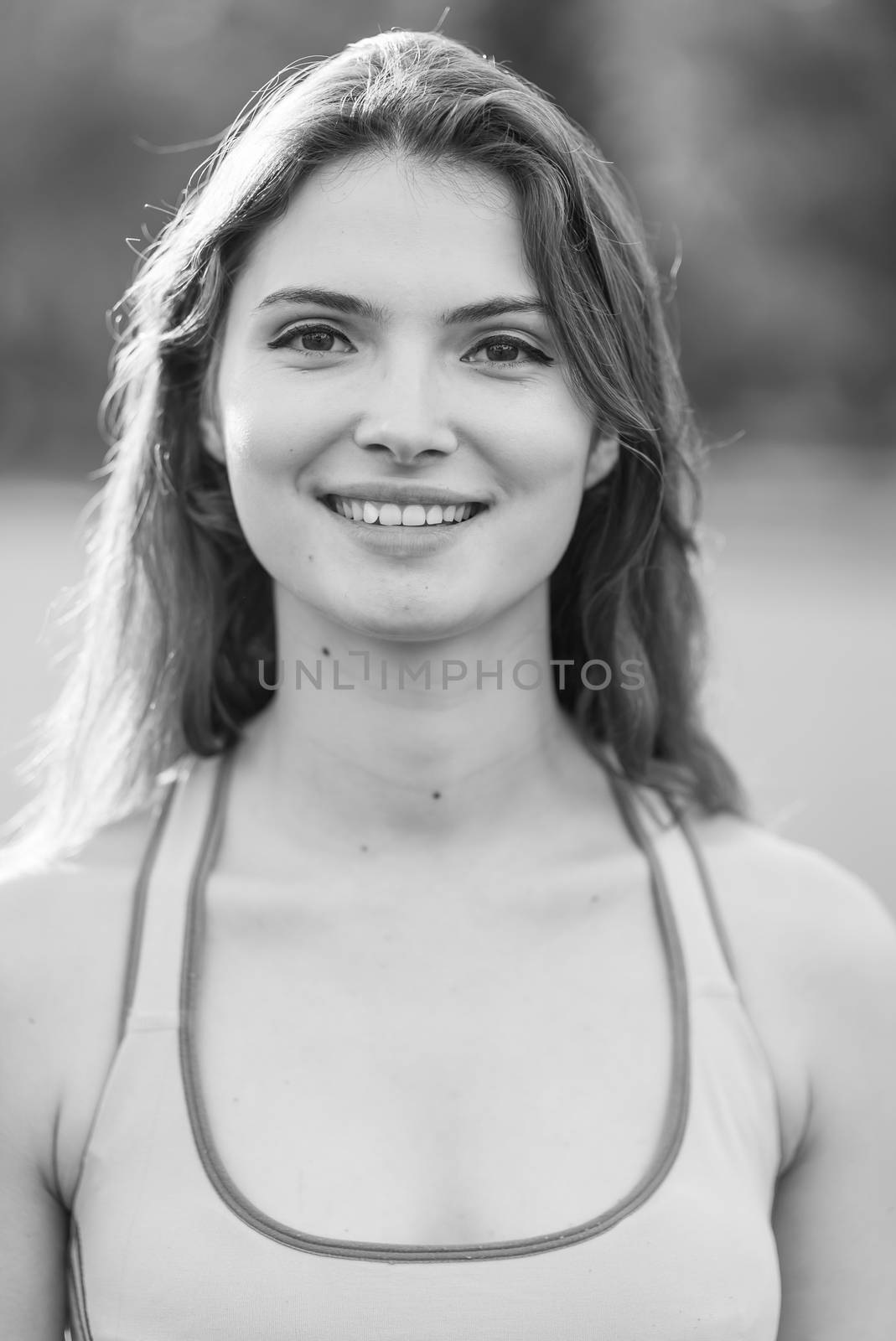 Portrait of a beautiful young sporty girl
