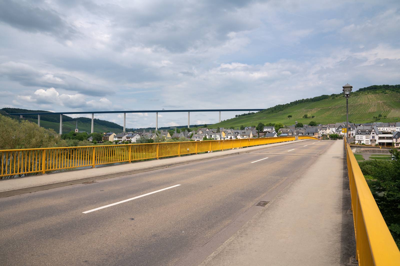 Bridges crossing the Moselle river close to Zeltingen, Germany 