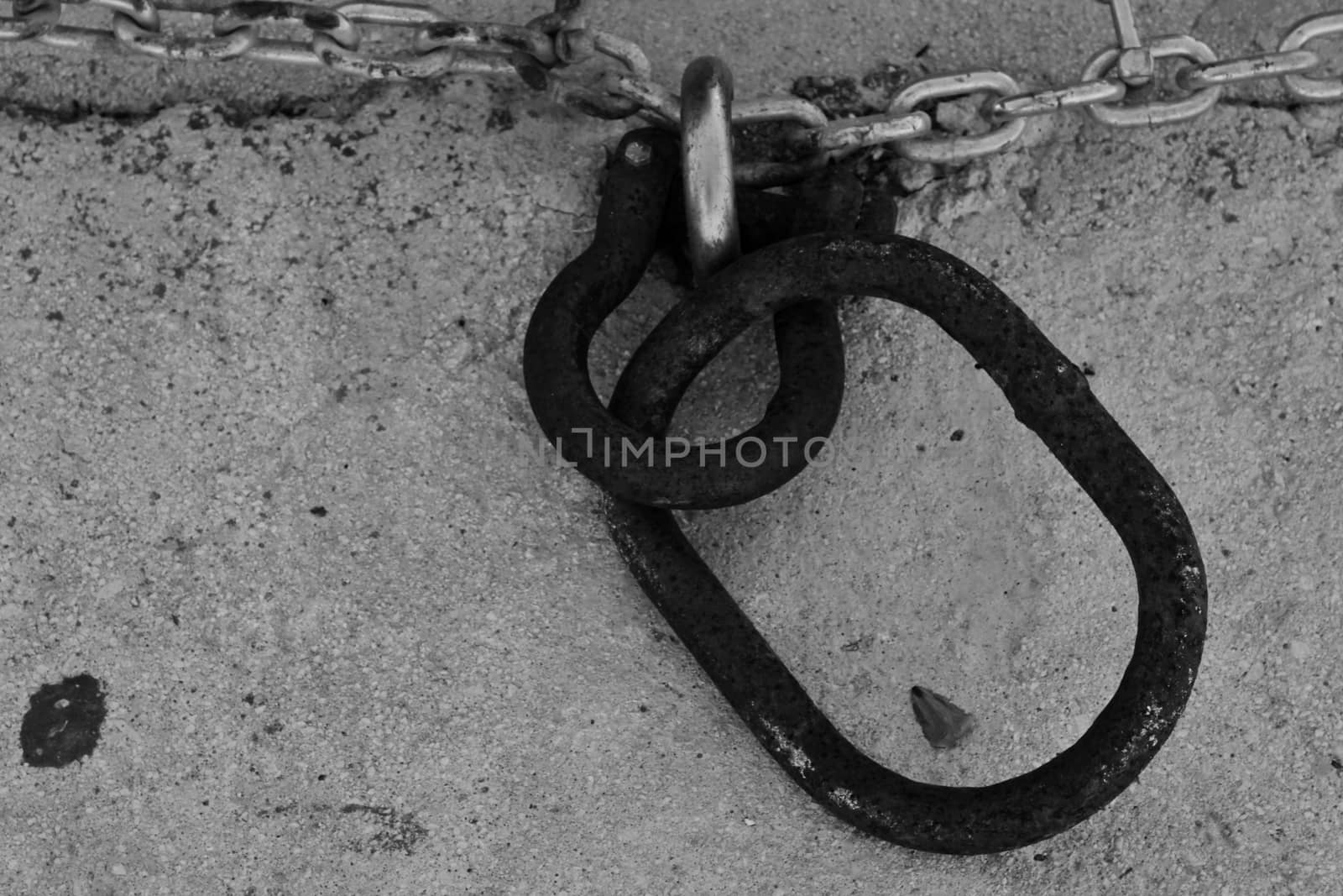 Ropes of a boat moored at the dock