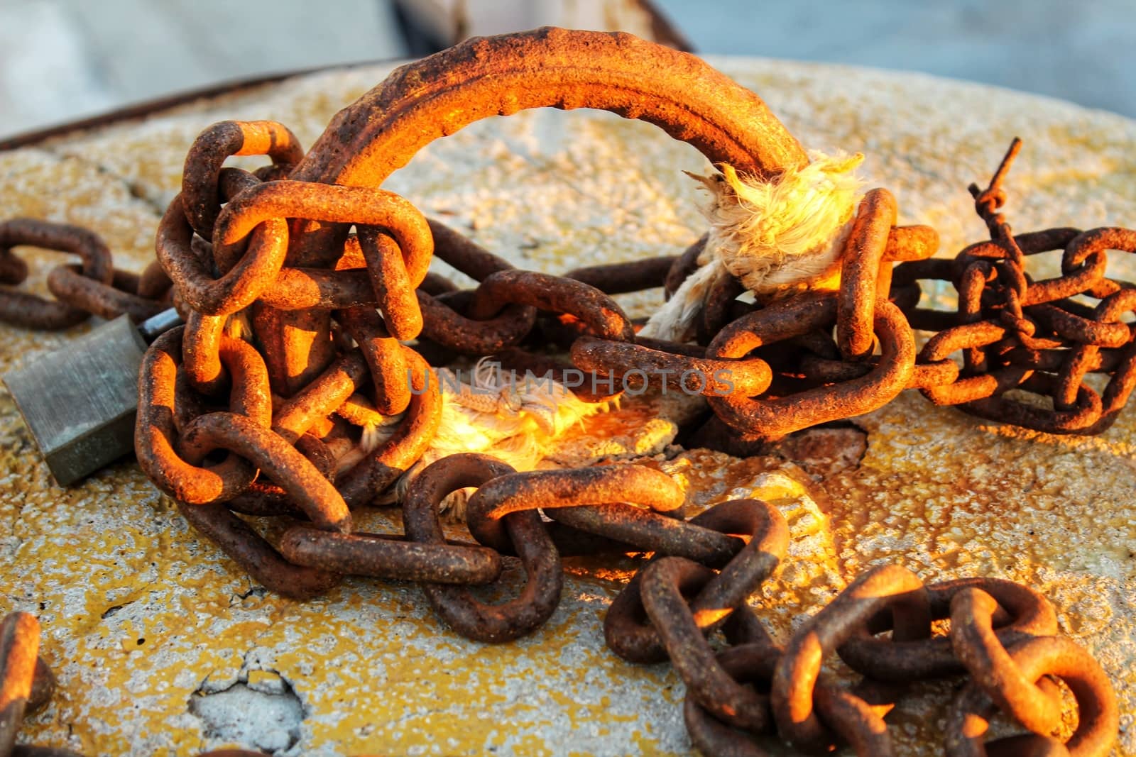 Rusty chain in the dock in southern Spain