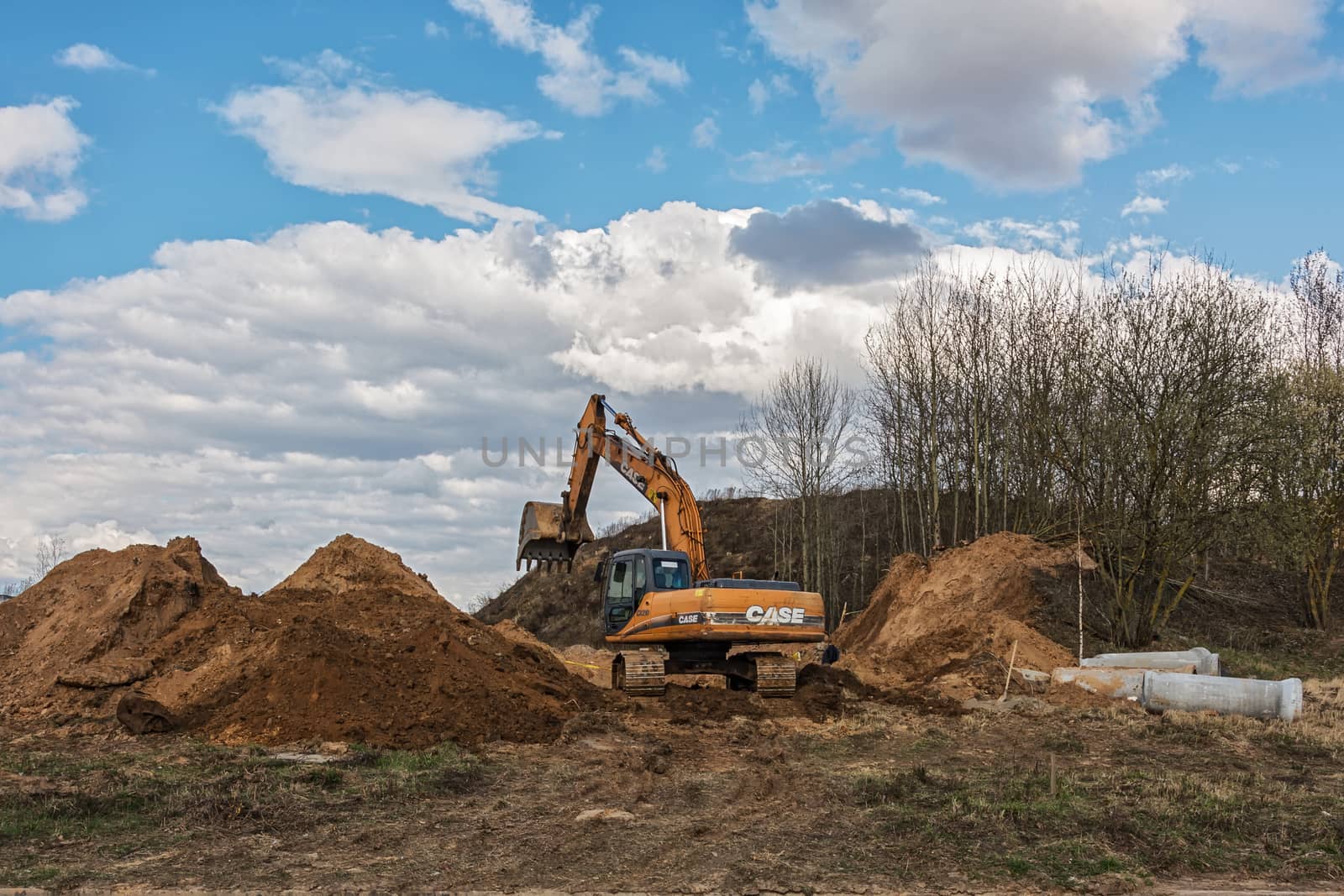 Excavator for earthworks