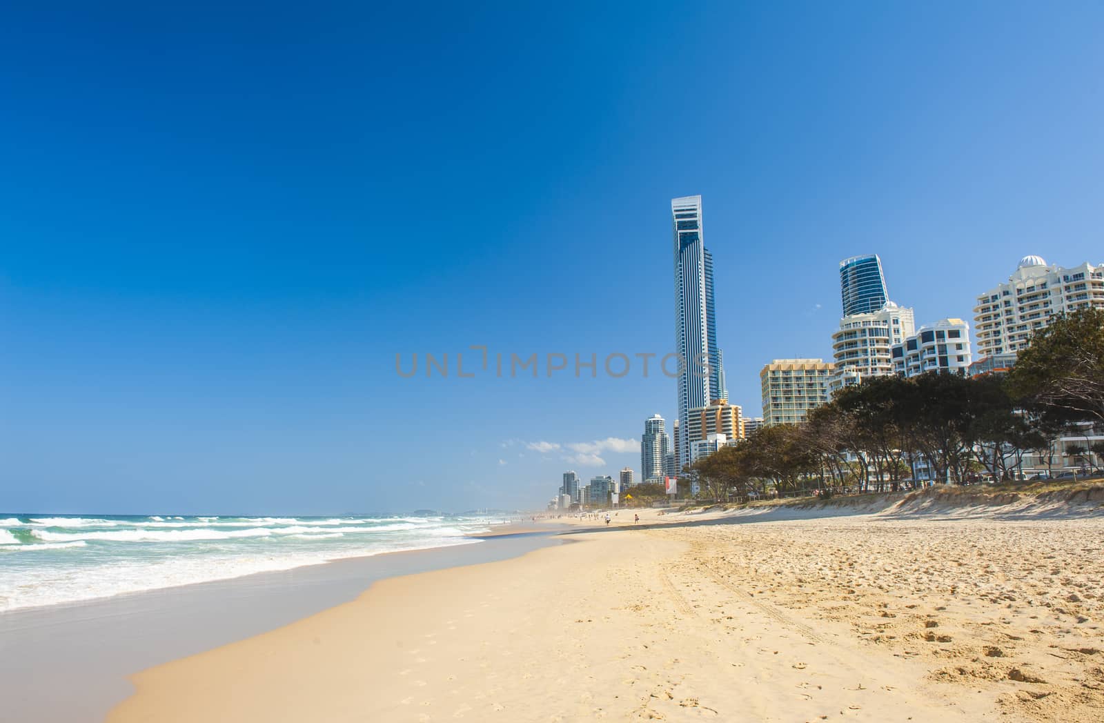 Surfers Paradise beach in Gold Coast in Australia by fyletto