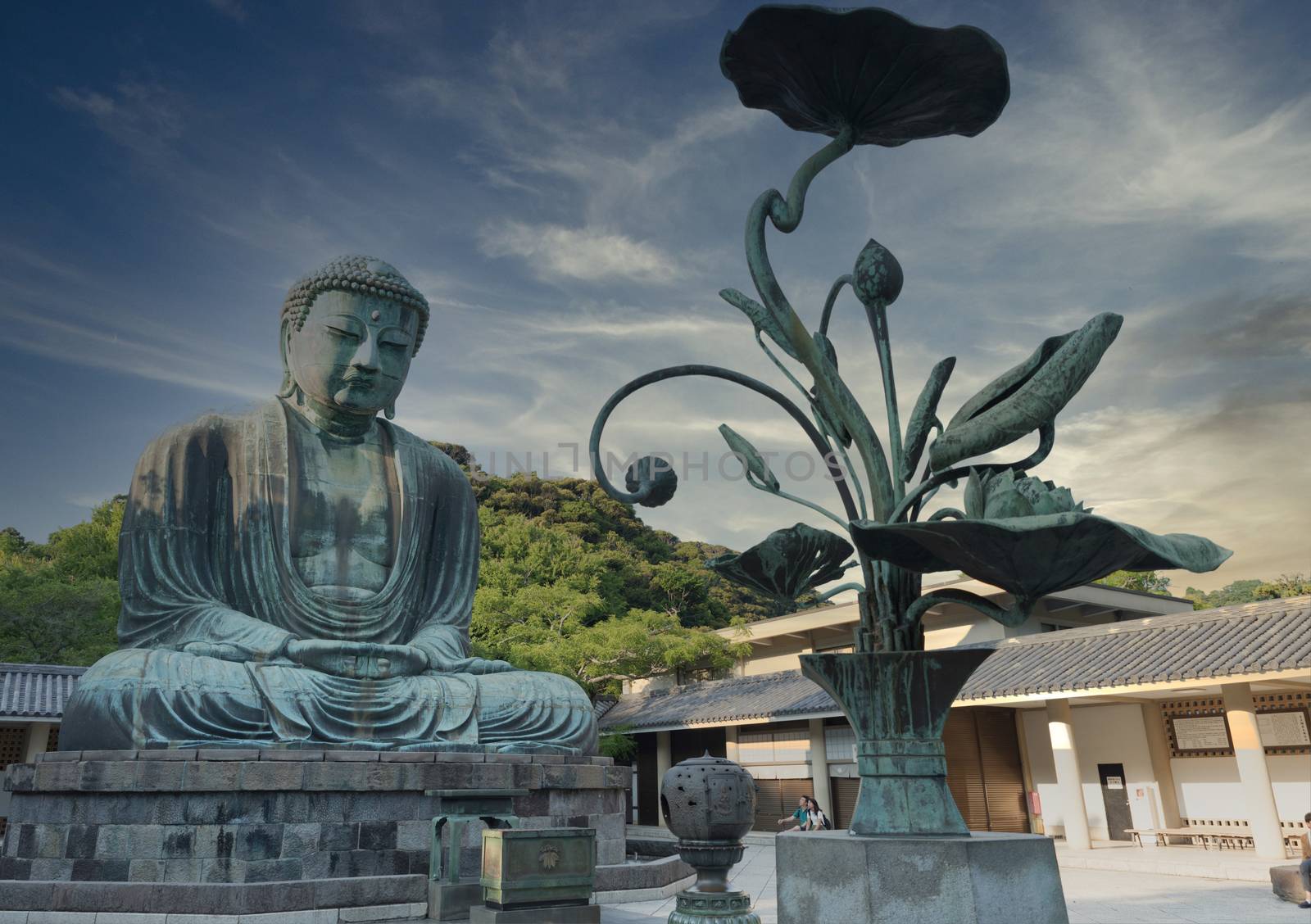The second largest buddha temple called Kamakura located on the ground of the kotoku in kamakura city