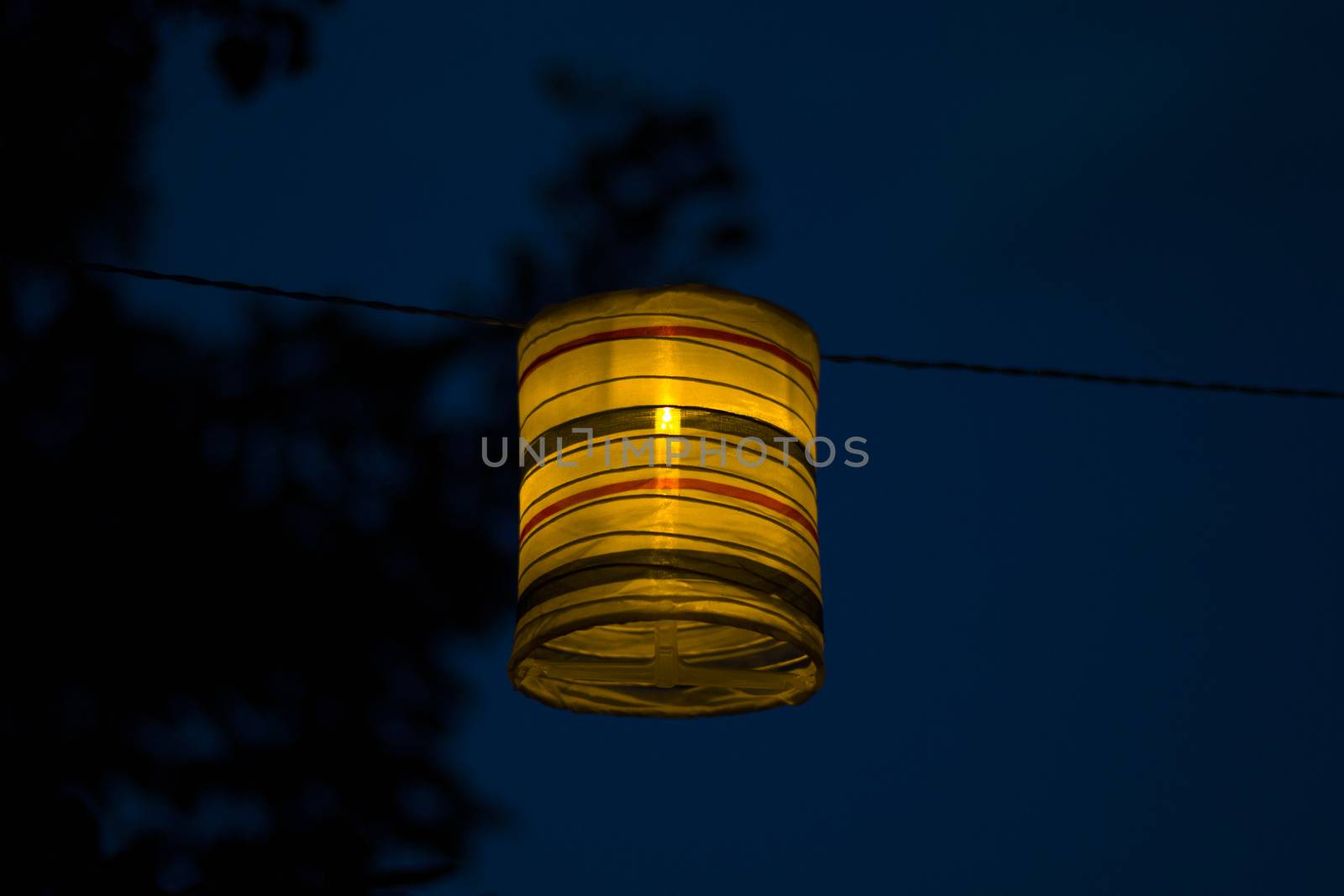 Lantern in the yard, night and warm light, hanging lanterns by Taidundua