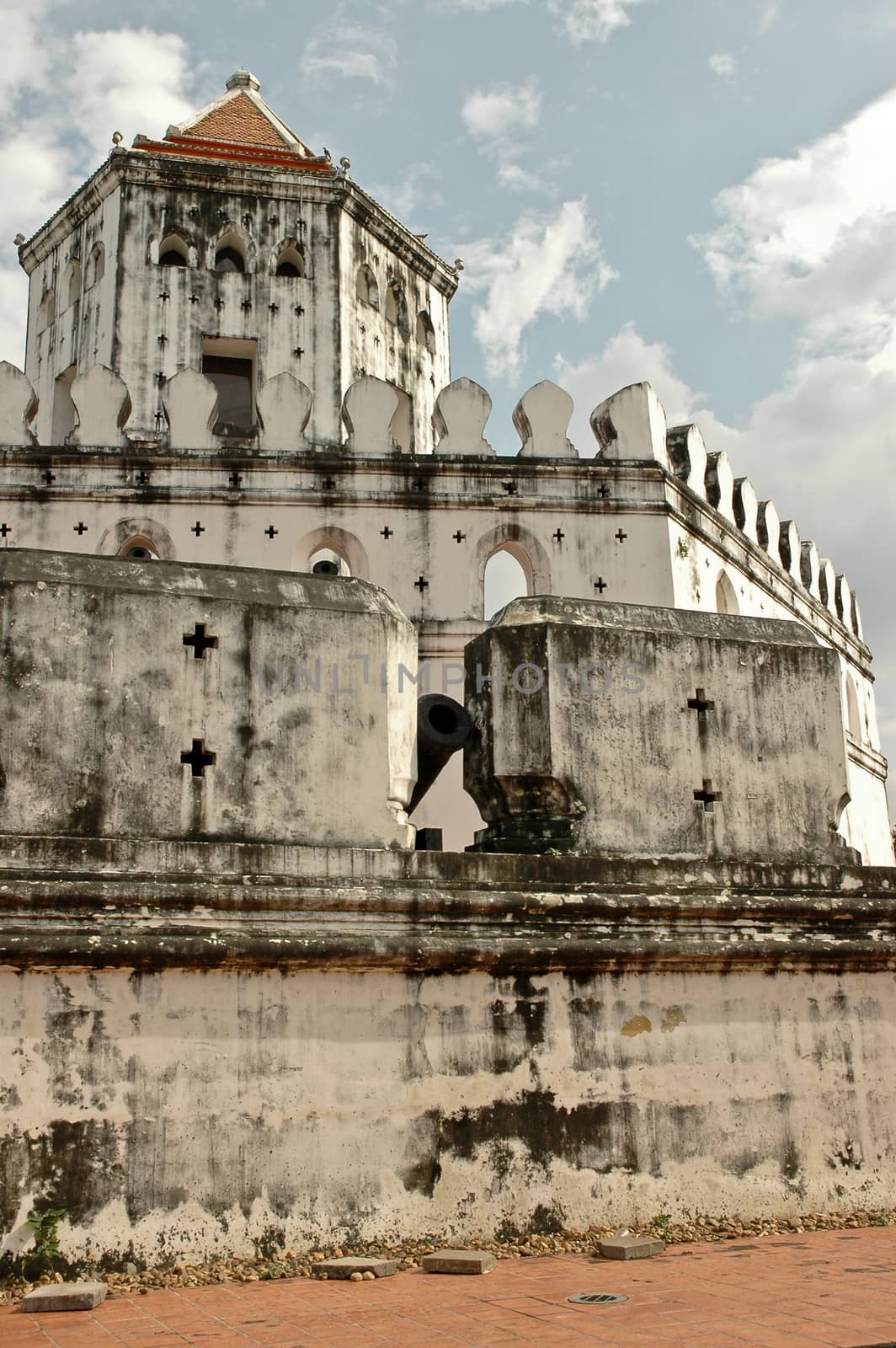 Thai ancient fortress by eyeofpaul