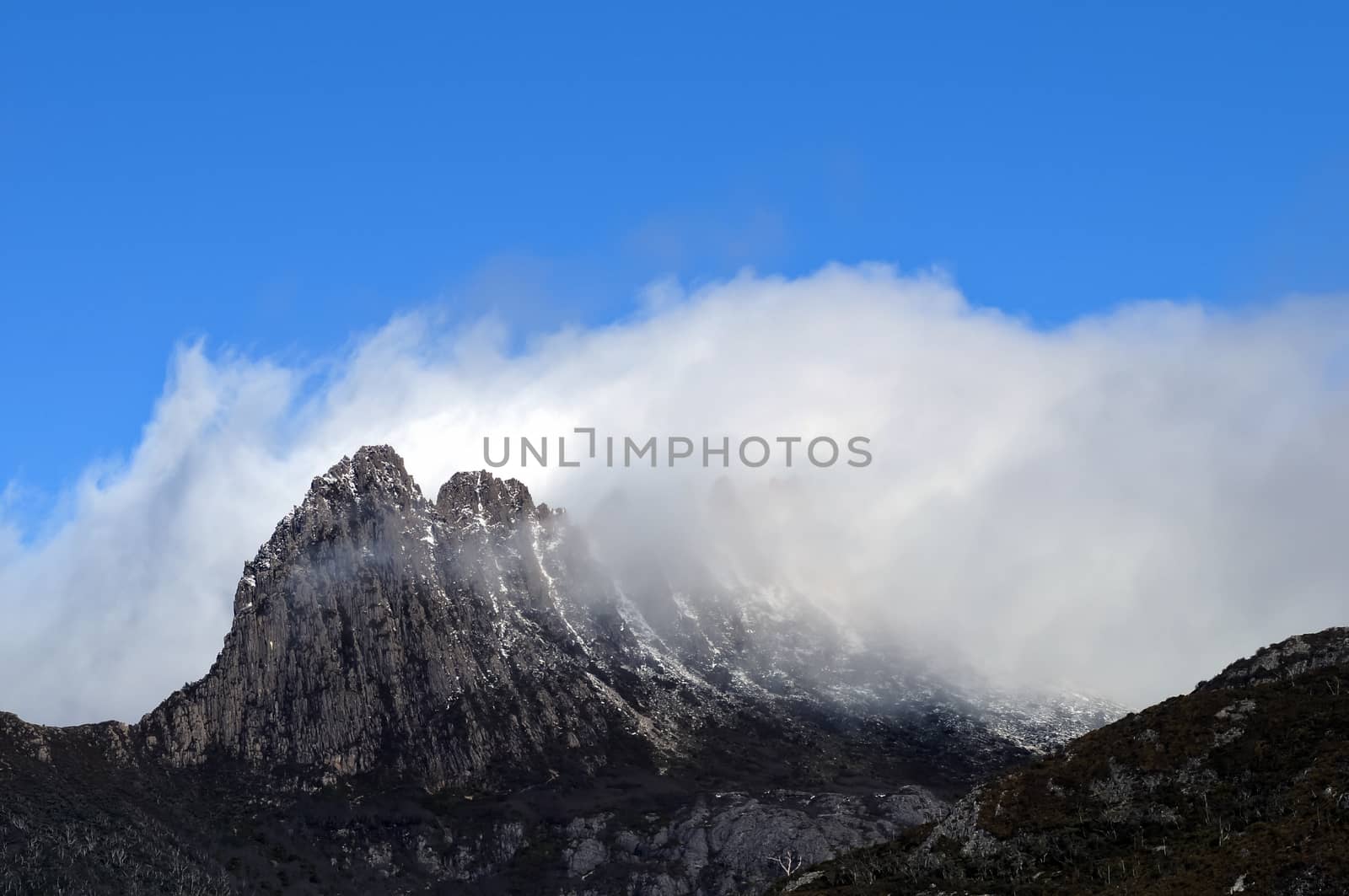 Summit of Cradle Mountain in Tasmania Australia by eyeofpaul