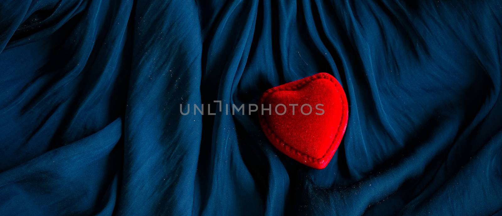 Romance, surprise and holidays concept - Valentines Day abstract background, heart shaped jewellery gift box on silk backdrop, love dating and engagement romantic present, luxury brand holiday design
