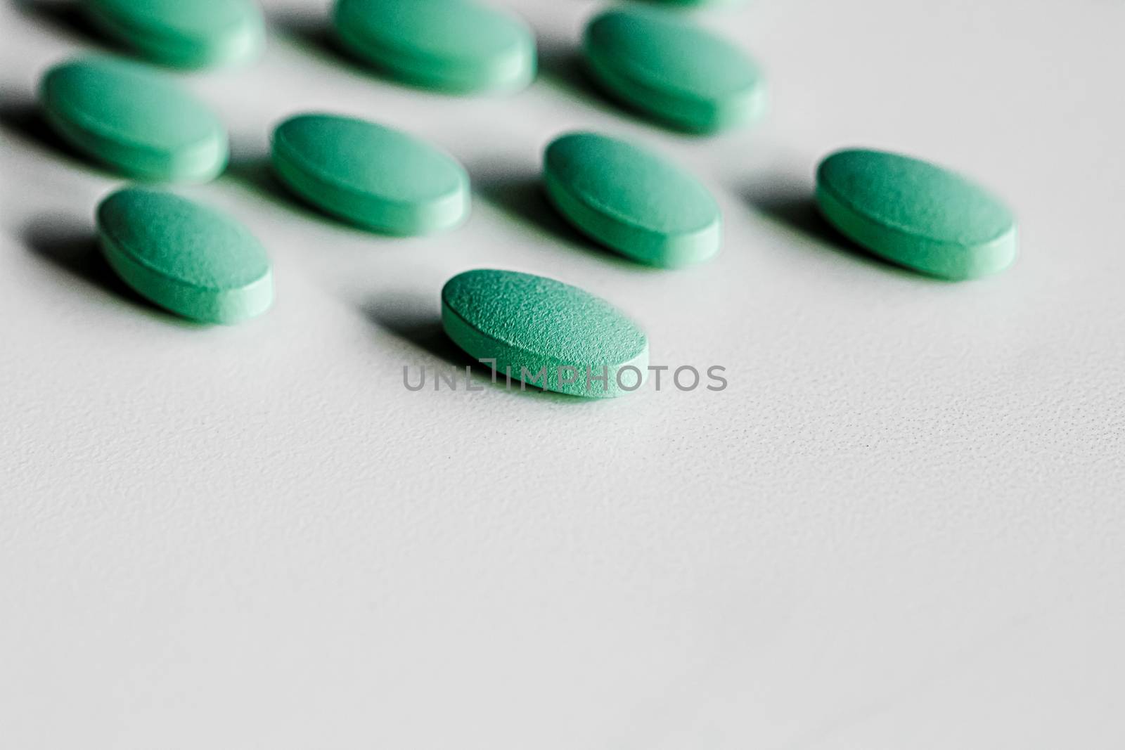 Mint pills as herbal medication, pharma brand store, probiotic d by Anneleven