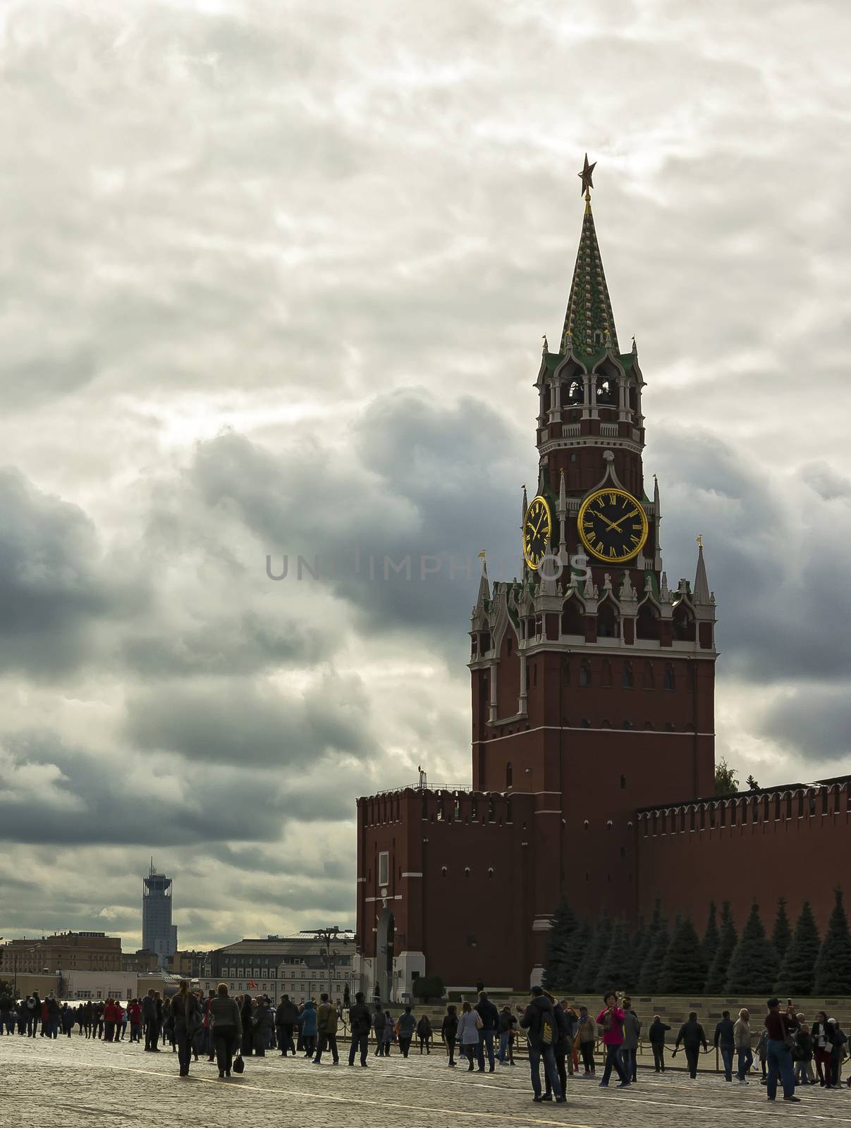 Spasskaya tower in red square (Moscow, Russia) by Grommik