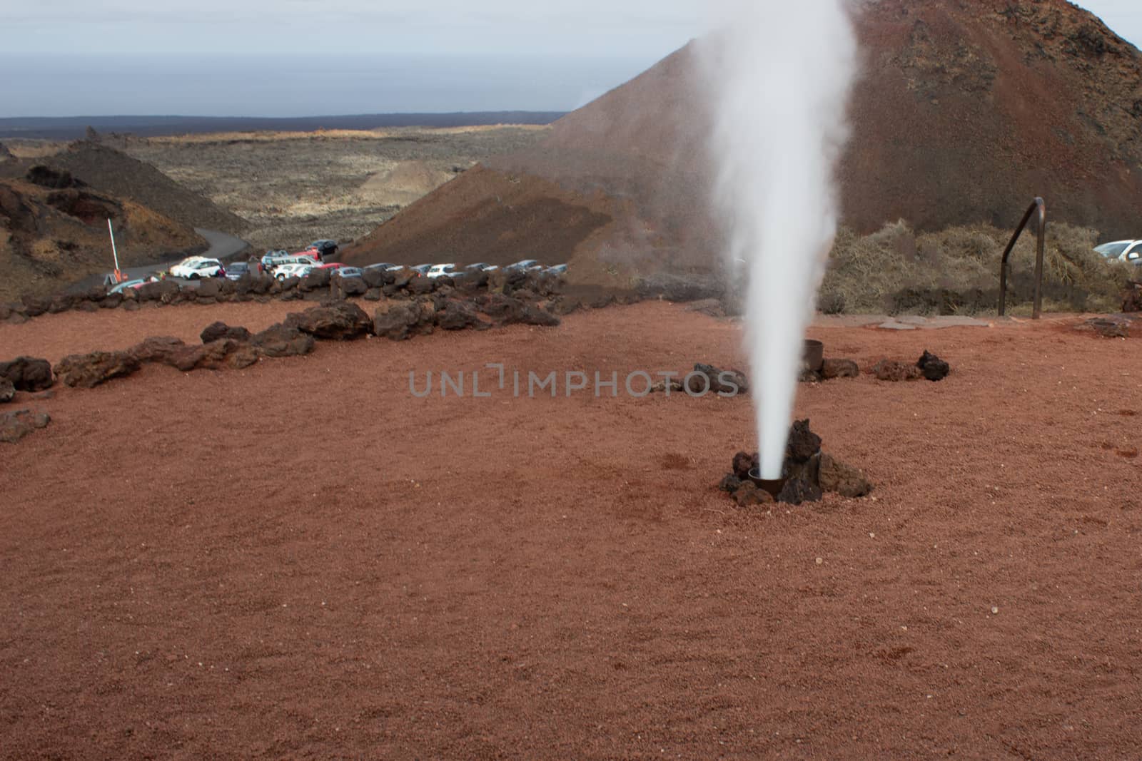 Steam fontaine generated by volcanic heat in Timanfaya Nationalp by reinerc