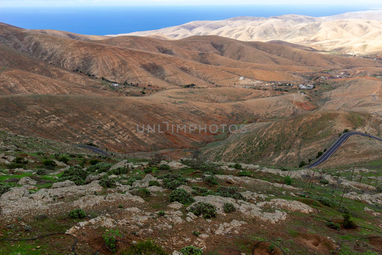Panoramic view at landscape from viewpoint Mirador Morro Velosa  by reinerc
