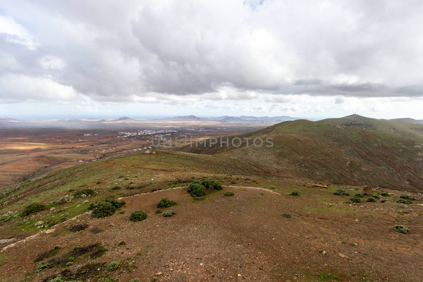 Panoramic view at landscape from viewpoint Mirador Morro Velosa  by reinerc