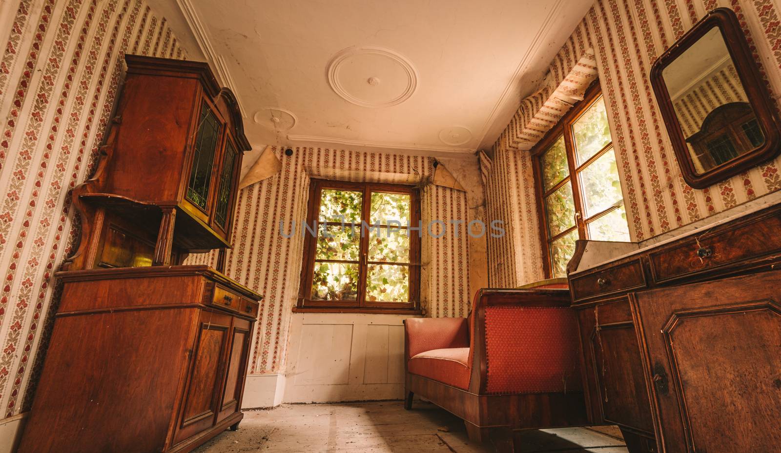 Urban Eploring in an old abandoned manor house, a Lost Place with antique furniture and wonderful architecture