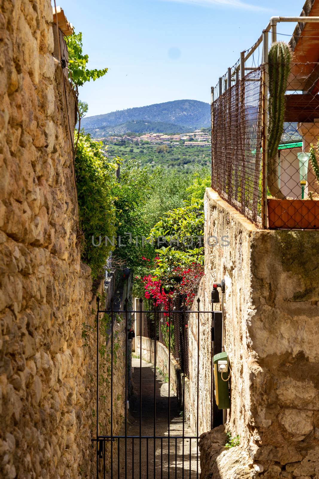Small roads and houses in the village Campanet in the north of Mallorca