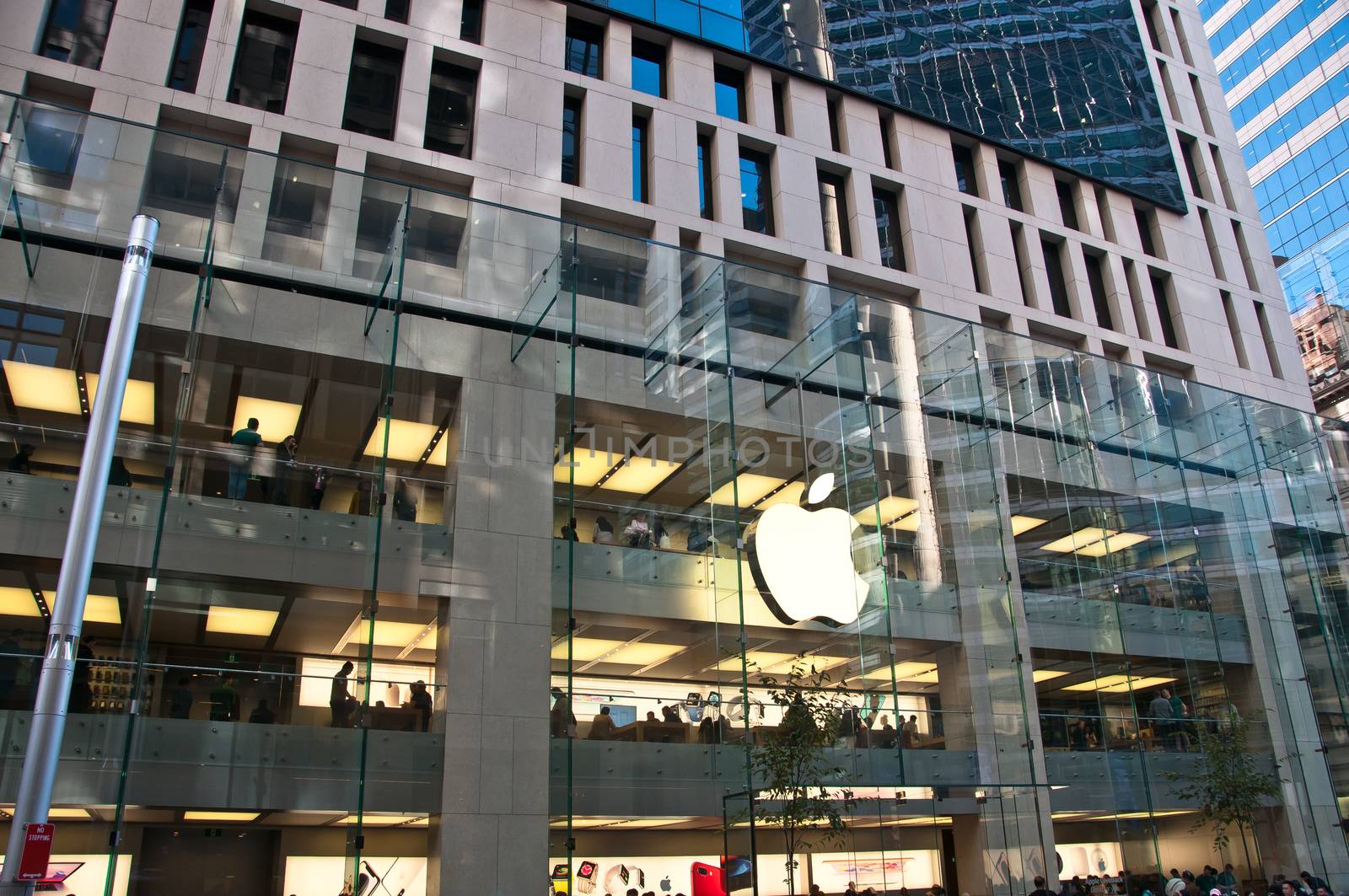 SYDNEY, AUSTRALIA - MAY 5, 2018: Apple store with a big white ap by eyeofpaul