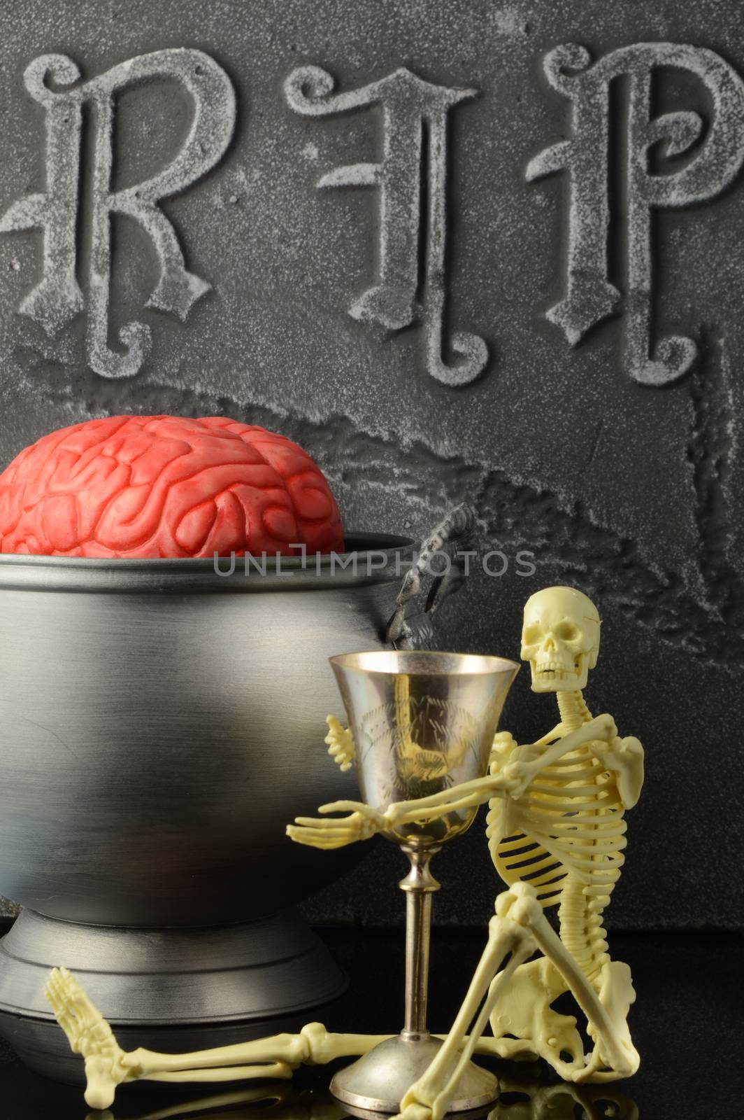 A fresh pot of brain stew being brewed for Halloween.