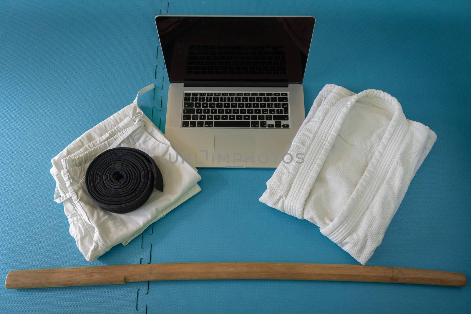 Martial art aikido uniform with notebook for on line training. by maramade