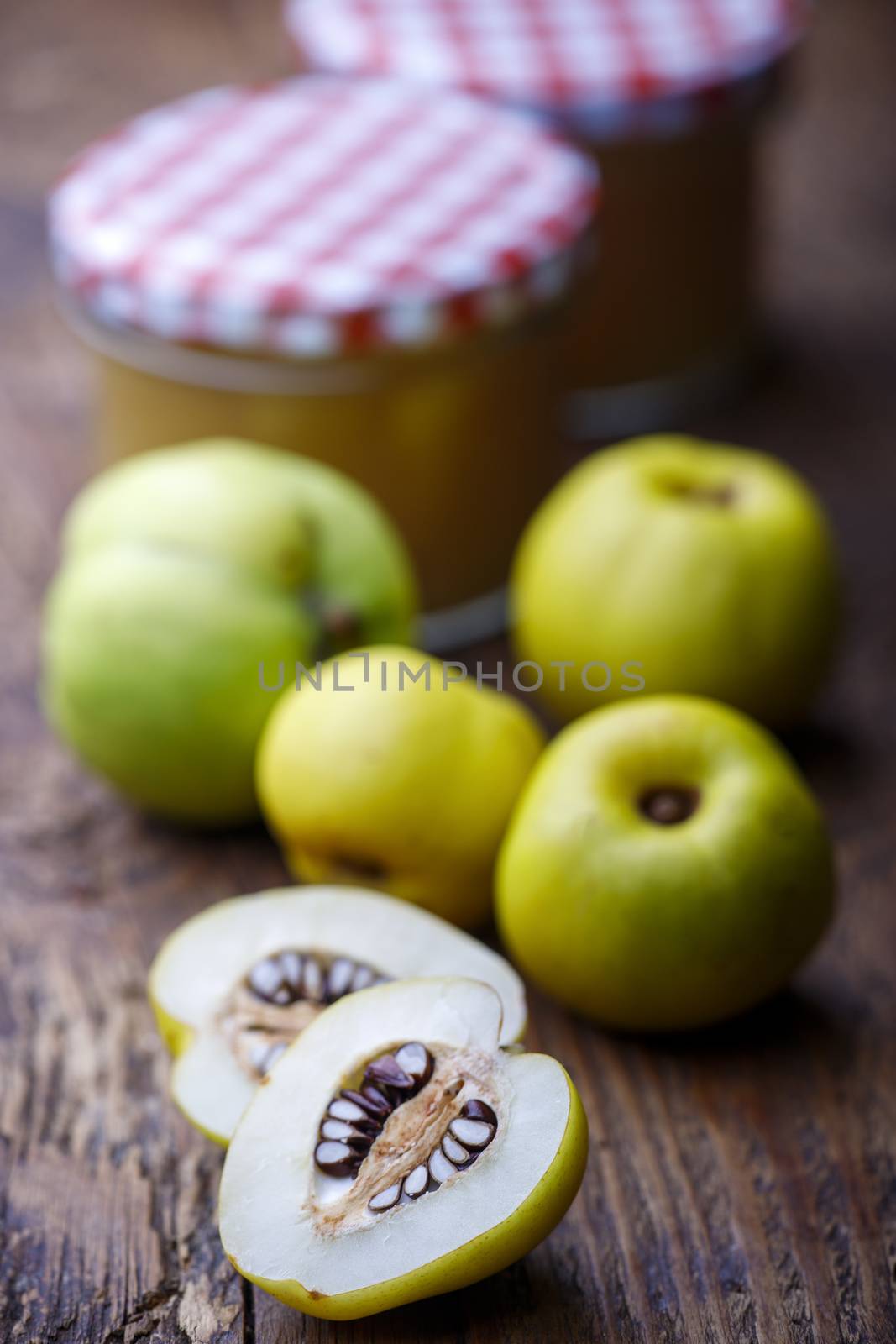 quince by bernjuer