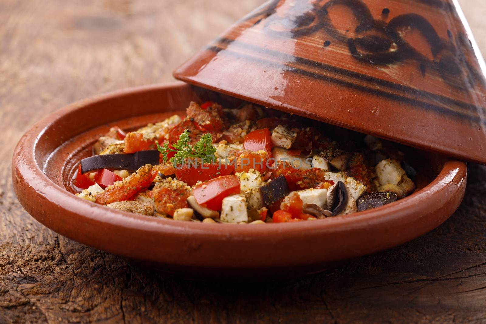 chicken meat in a tajine