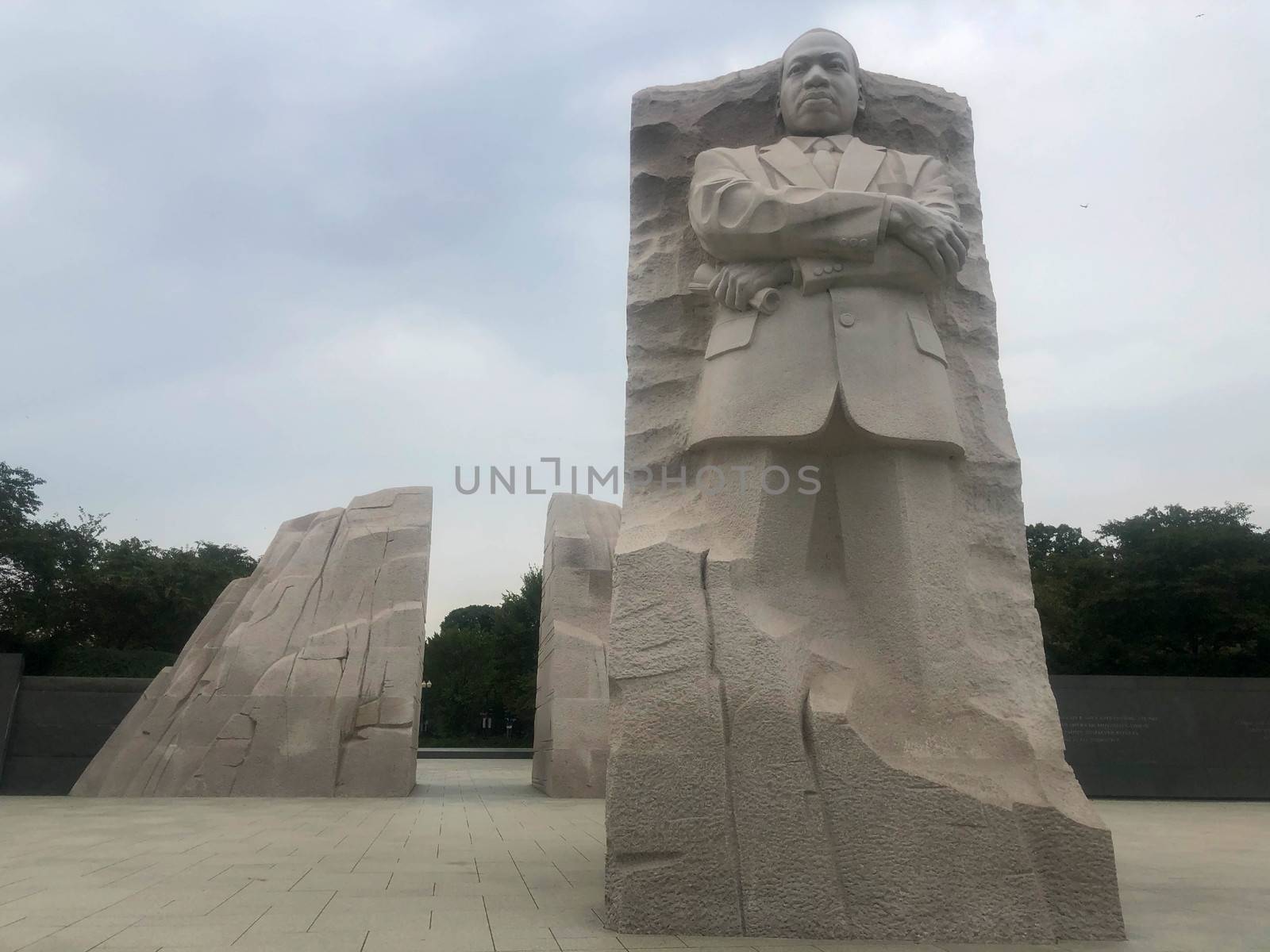 Broad view of Martin Luther King Jr. Monument by marysalen