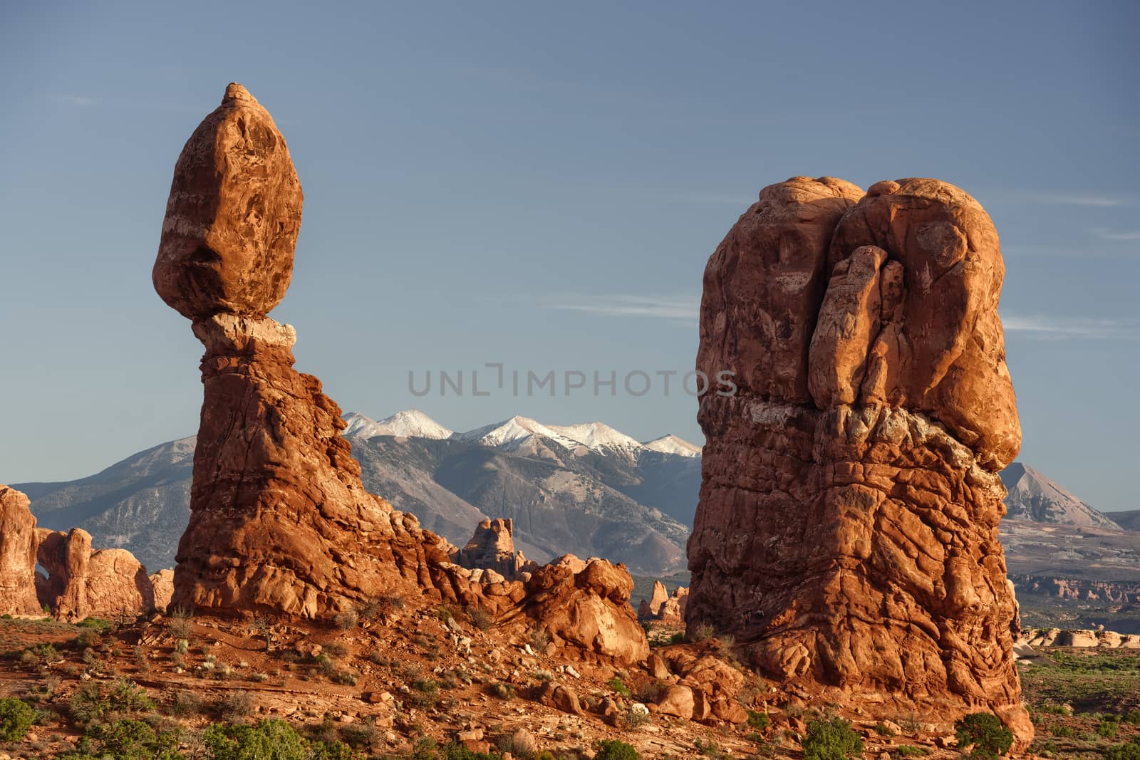 Balanced Rock with La Sal Mountains, Arches National Park, Utah by emiddelkoop