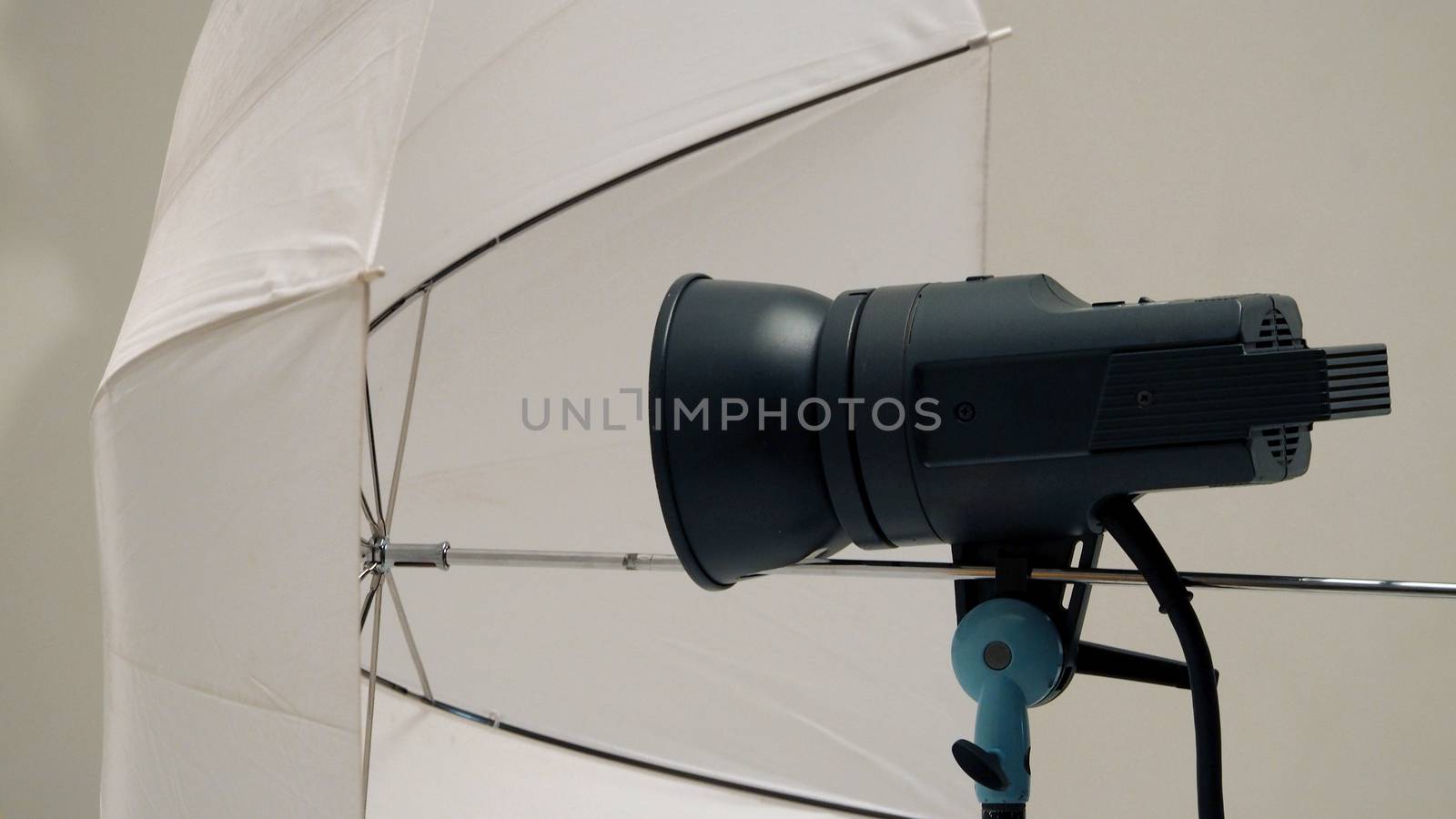 Big studio flash light on tripod and soft box by gnepphoto