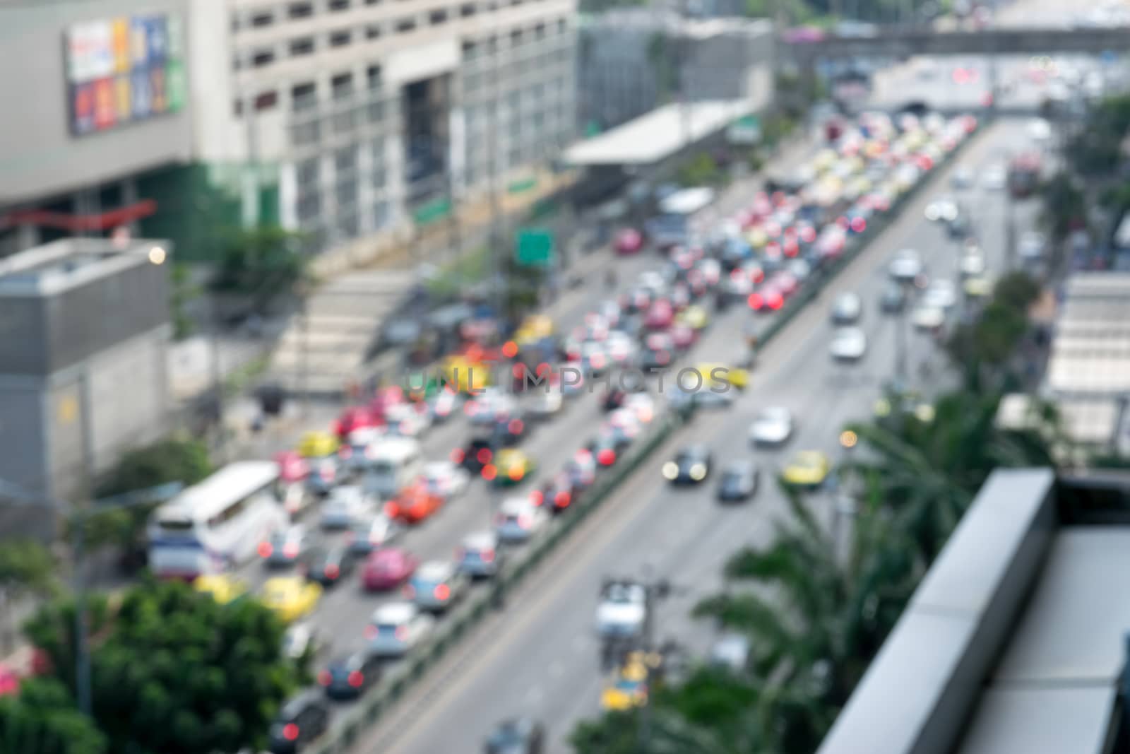 Blurred of traffic. by wattanaphob